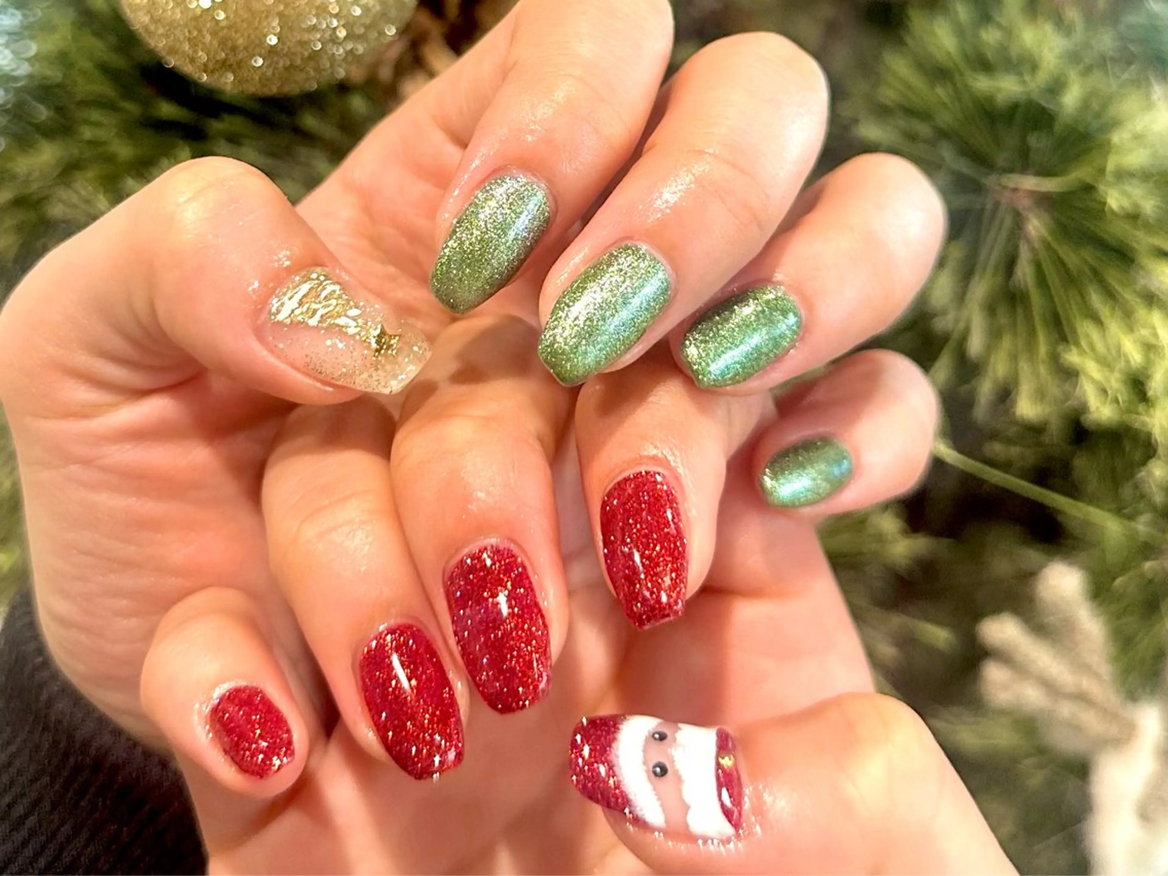 ネイル 冬ネイル クリスマス ハンドネイル kano🫧 指名No.1💫のネイルデザイン