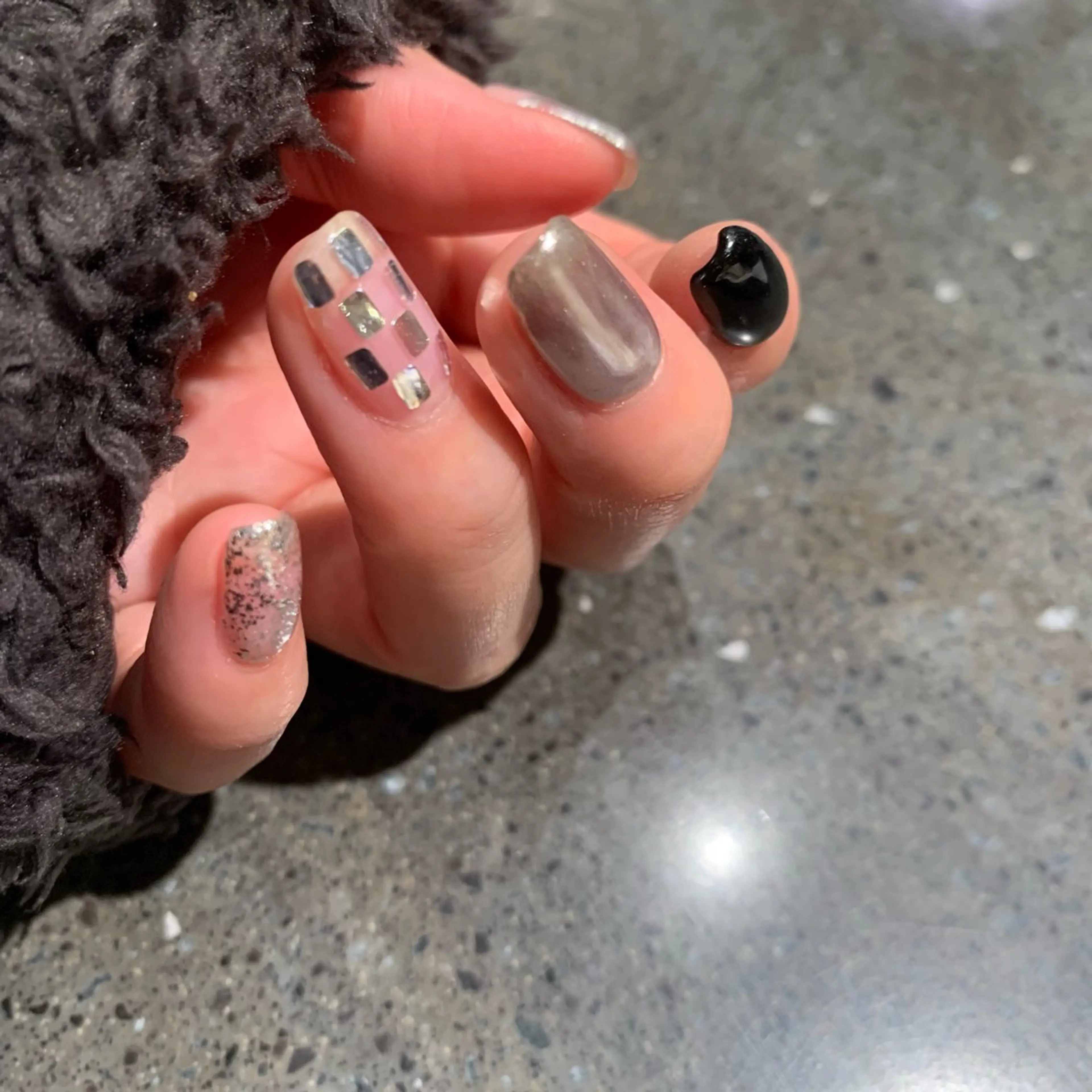 ネイル ミラーネイル Fujimori .のネイルデザイン