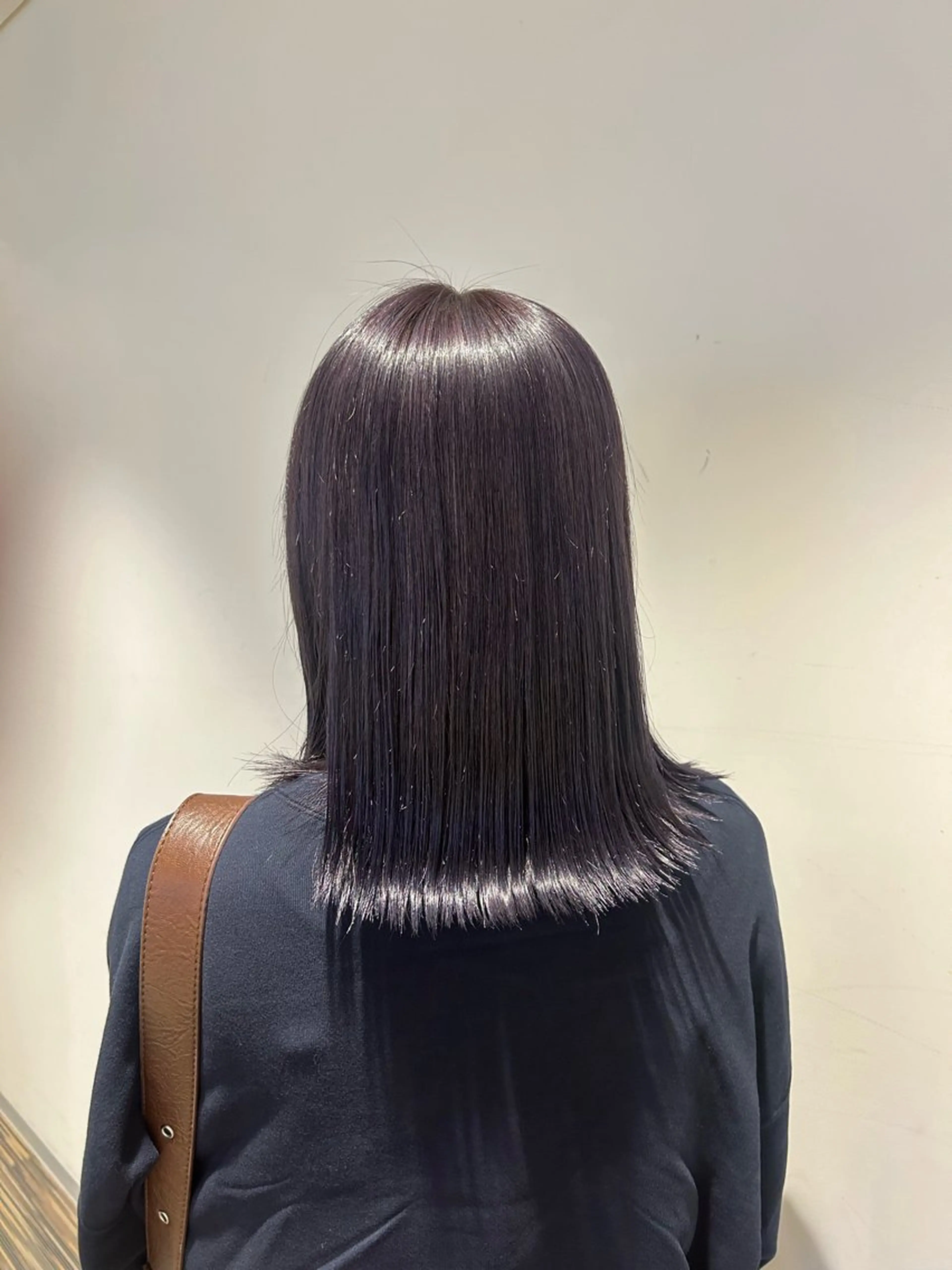 セミロング カラー ラベンダーカラー ayaka ／lico札幌駅前店のヘアスタイル