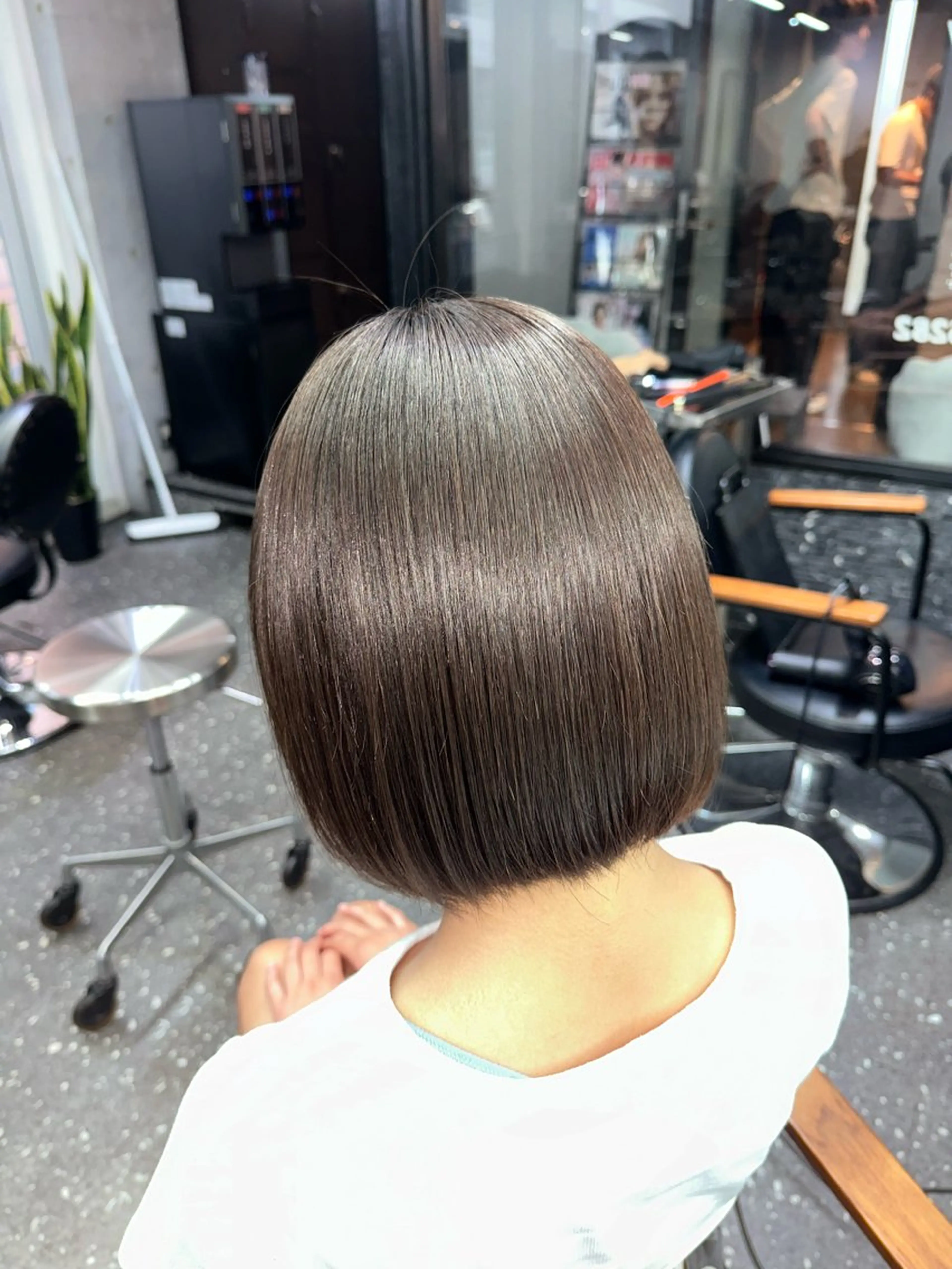 ミディアム パーマ カット 縮毛矯正 トリートメント 髪質改善⭐️縮毛矯正 中野⭐️Rinaのヘアスタイル