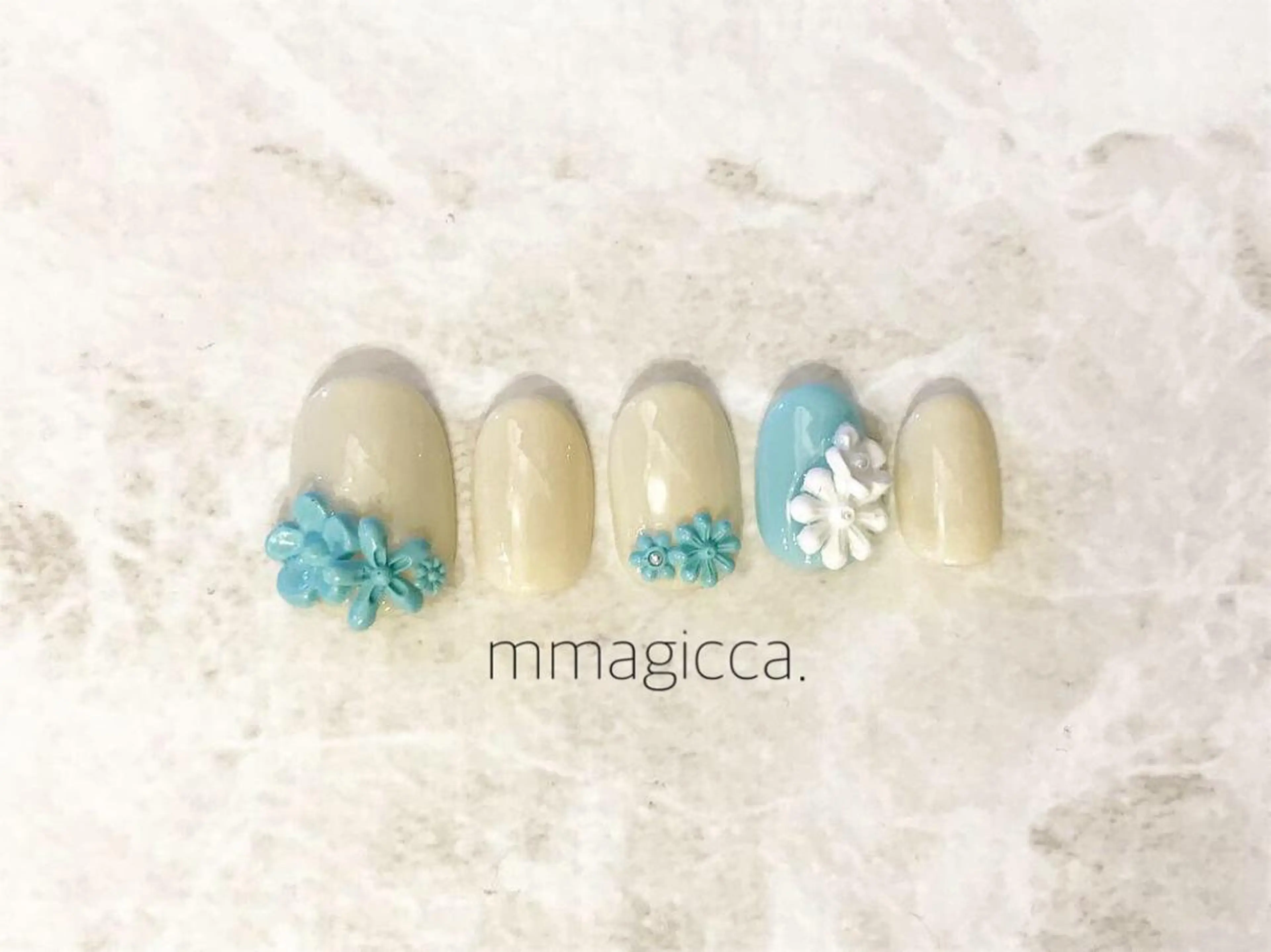 ネイル ジェルネイル mmagicca. 【 まじか. 】のネイルデザイン