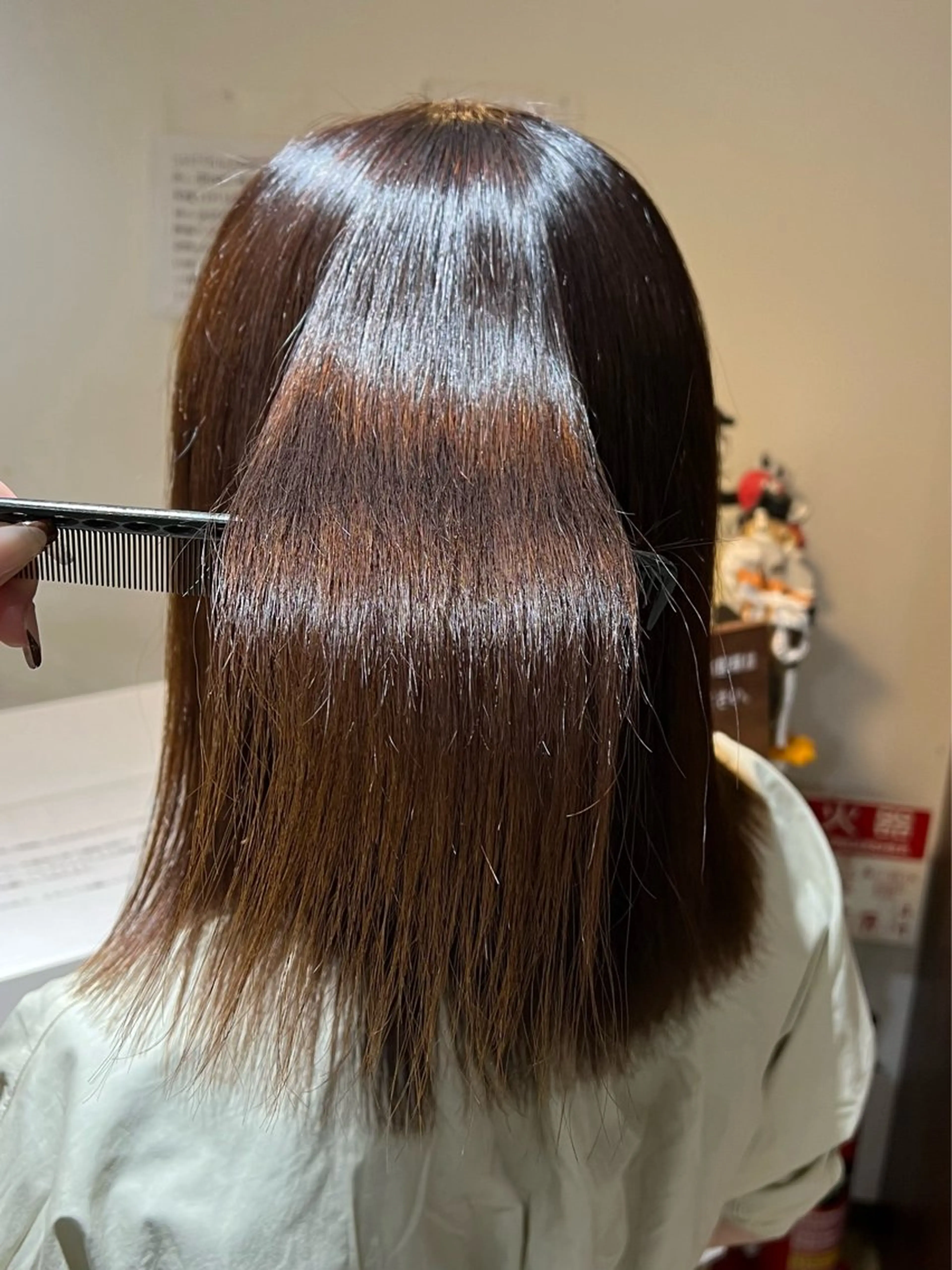 🌷カット+縮毛矯正(負担軽減の栄養剤付き)+トリートメント💫魔法のバブル🕊️¥14200の写真