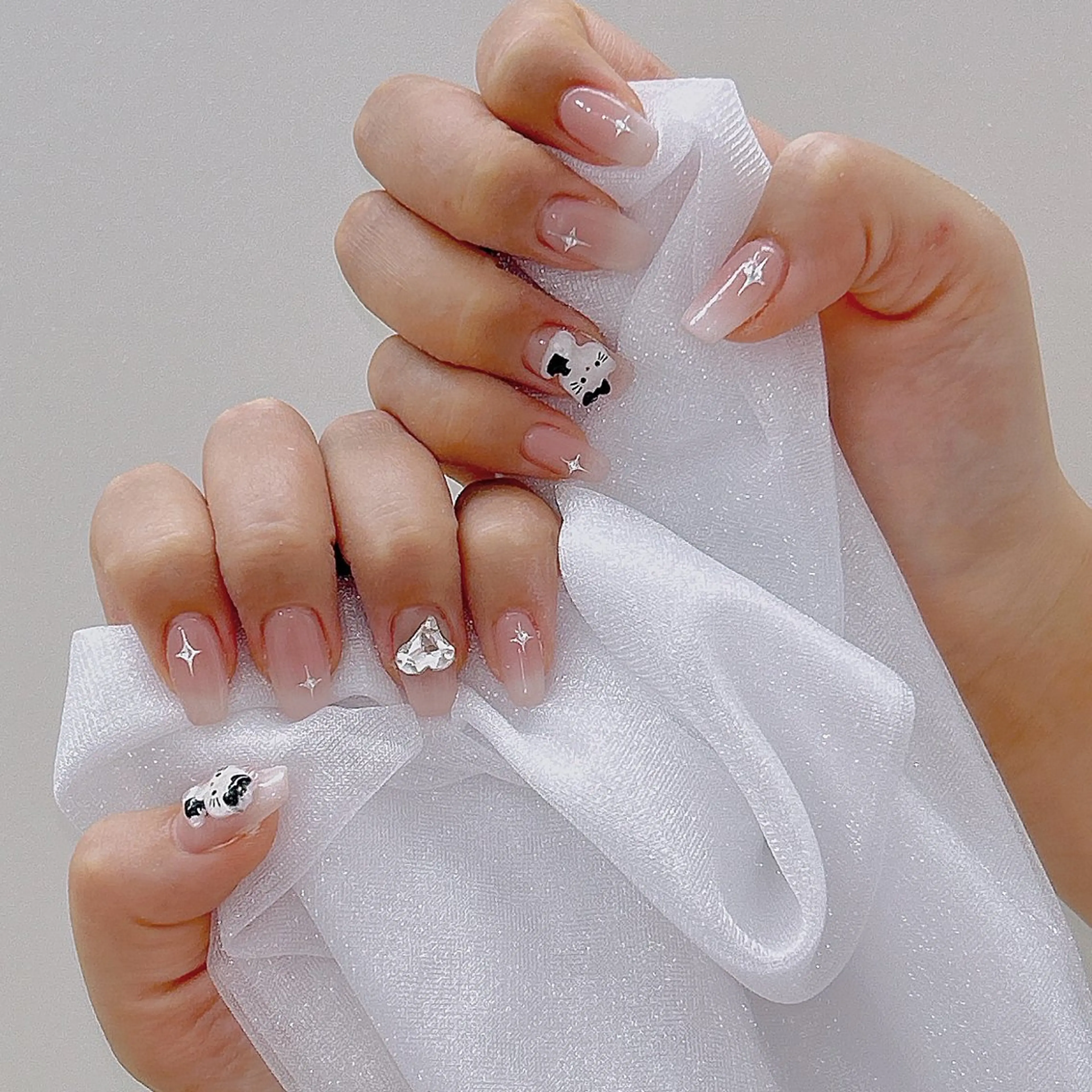 ネイル ハンドネイル . Natsumiのネイルデザイン