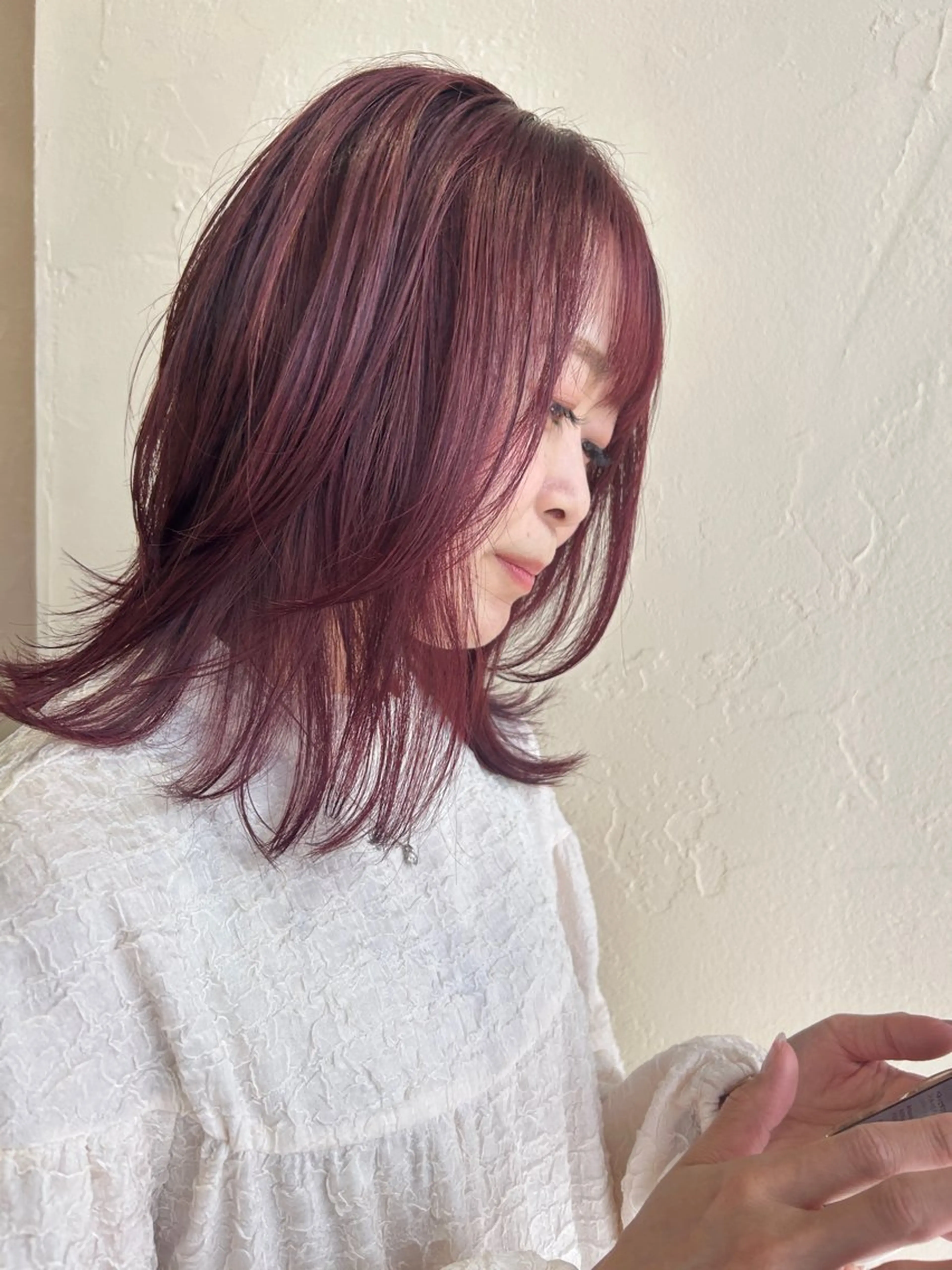 セミロング 井上 萌のヘアスタイル