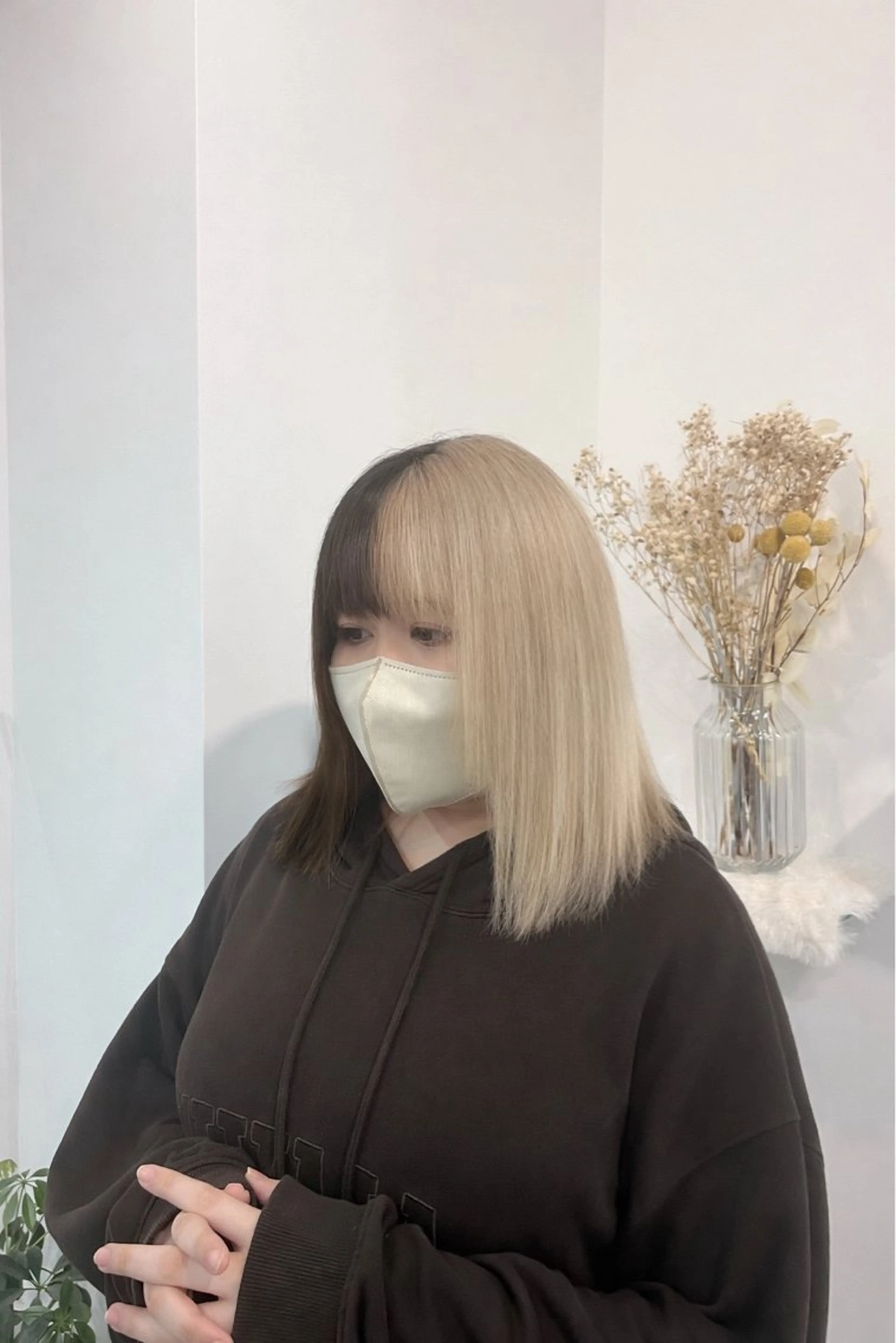 ミディアム ツートーンカラー ヘアカラー SENA/ハイトーン /コーンロウのヘアスタイル