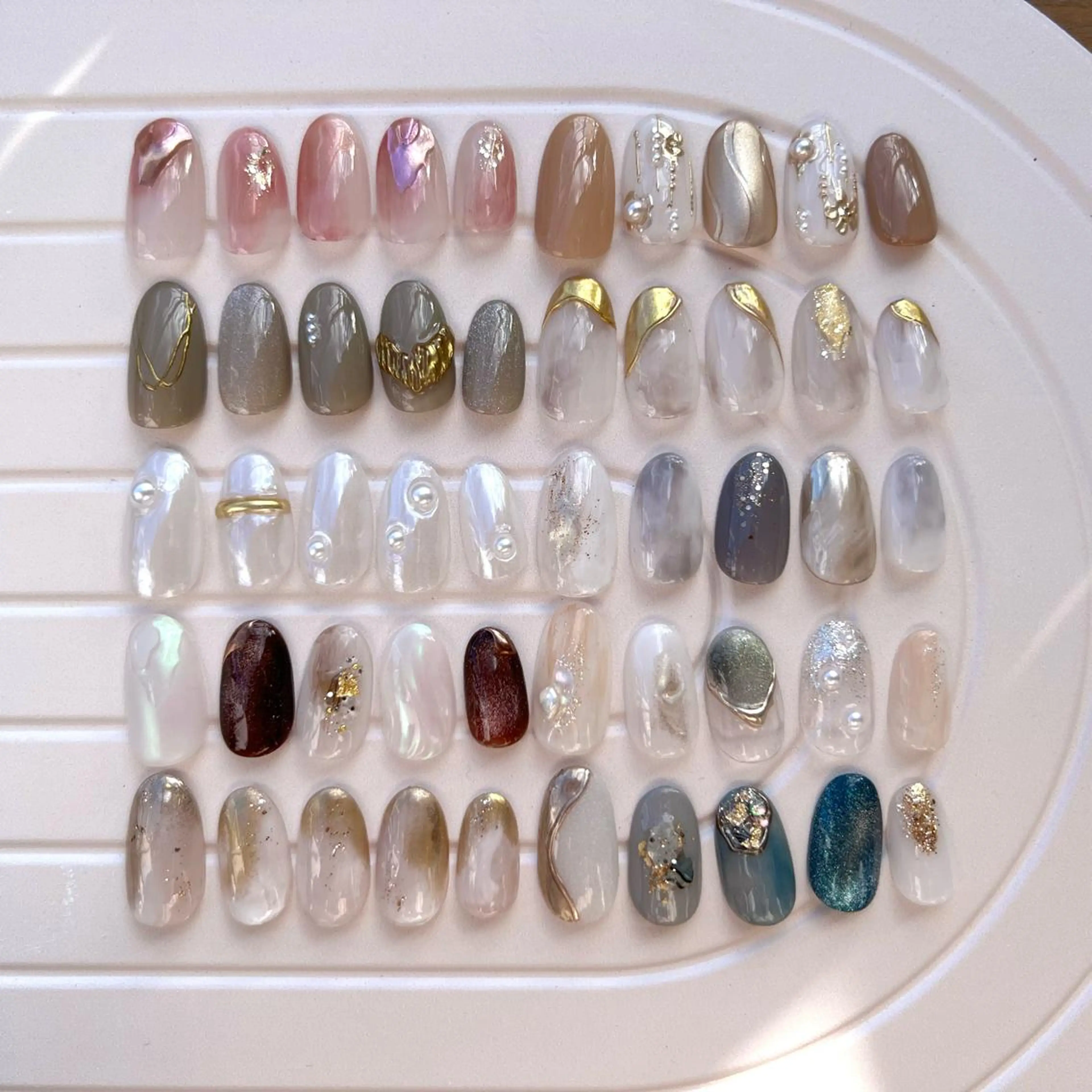 ネイル 卒業式 マグネットネイル ミラーネイル ニュアンスネイル ブライダルネイル Nail Mikakoのネイルデザイン