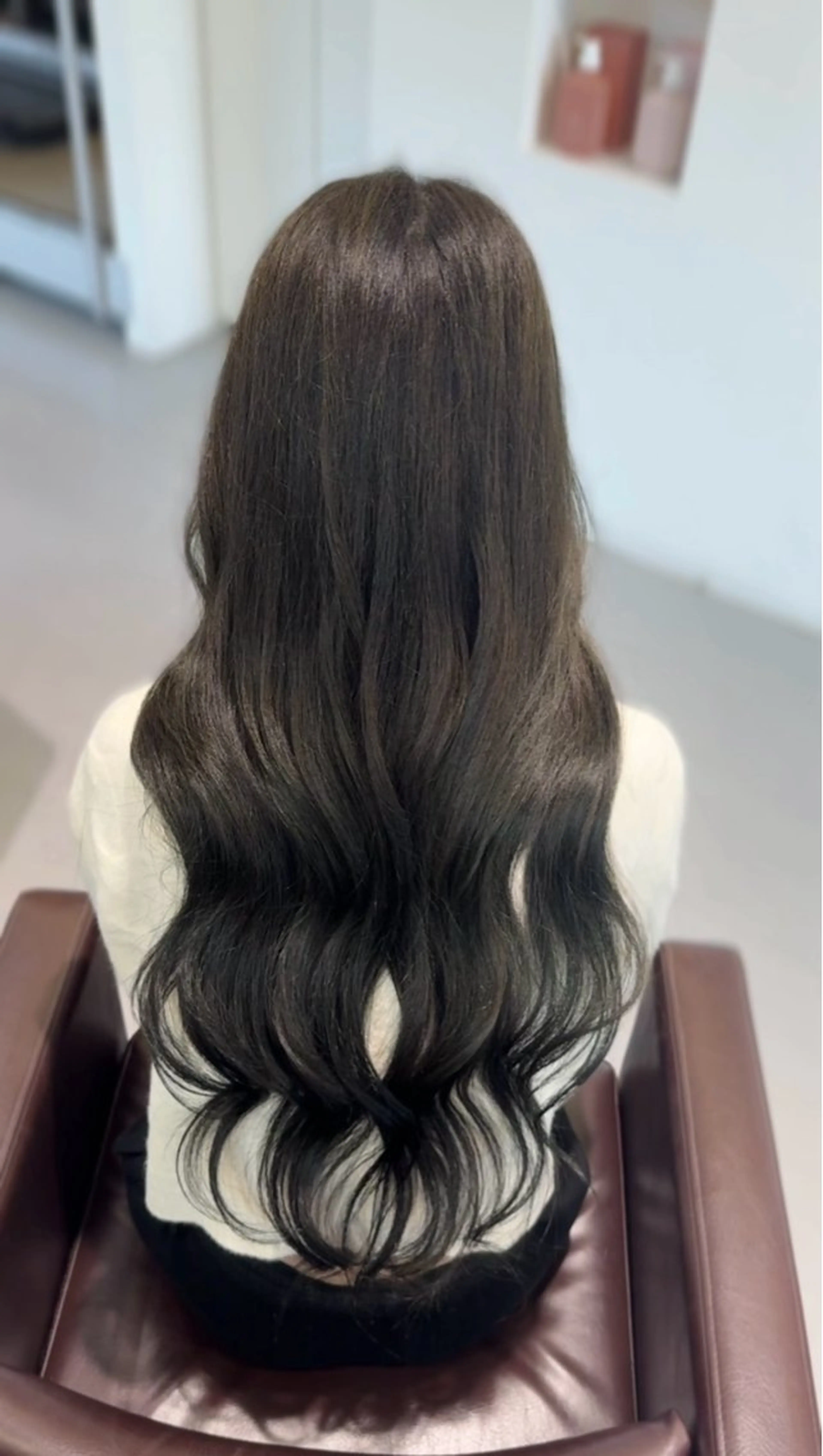 ロング ヘアカラー ️🫧透明感カラー& 髪質改善🎀いさきのヘアスタイル