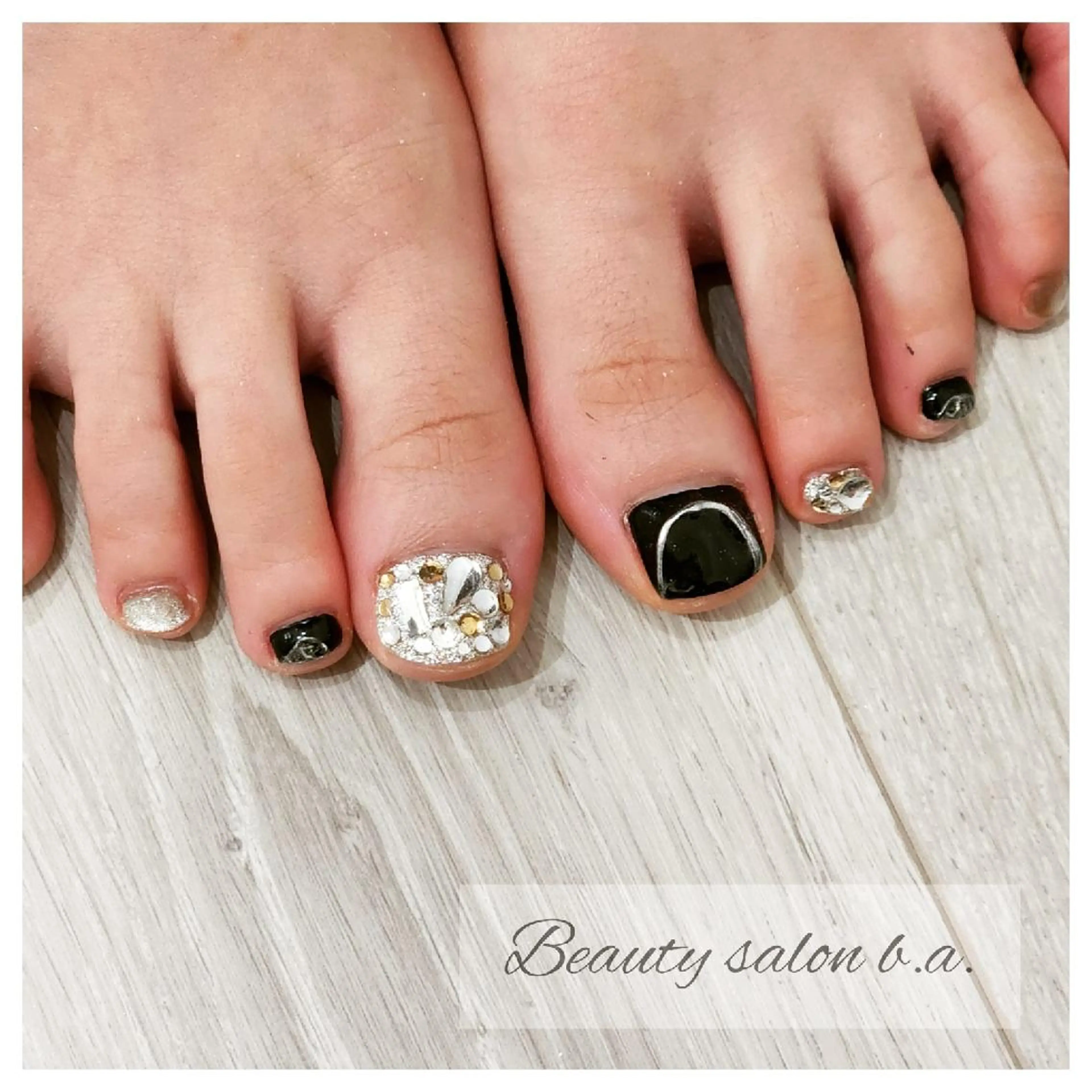 ネイル フットネイル nailsalon b.a.のネイルデザイン