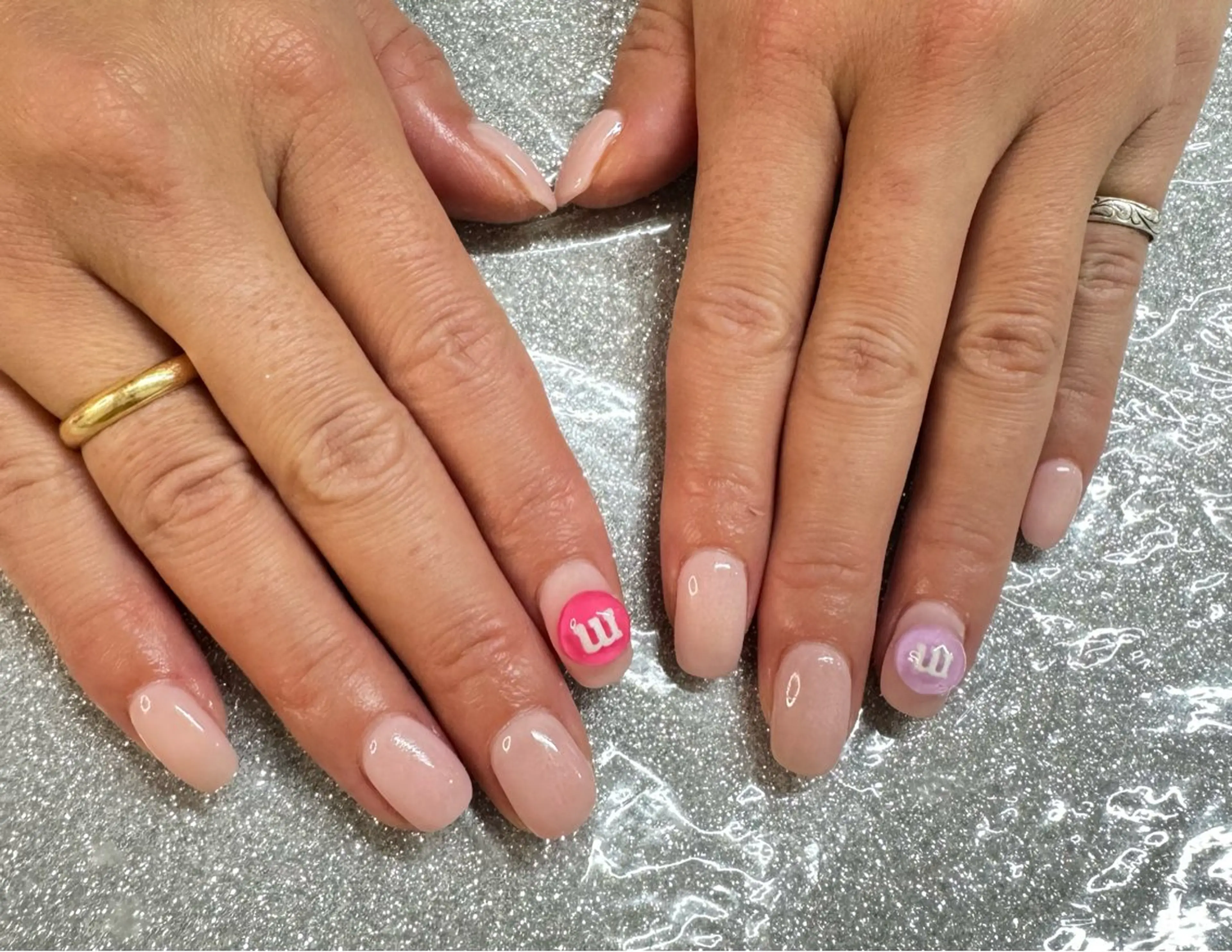 ネイル ハンドネイル VIERU 🌈🎀💖のネイルデザイン