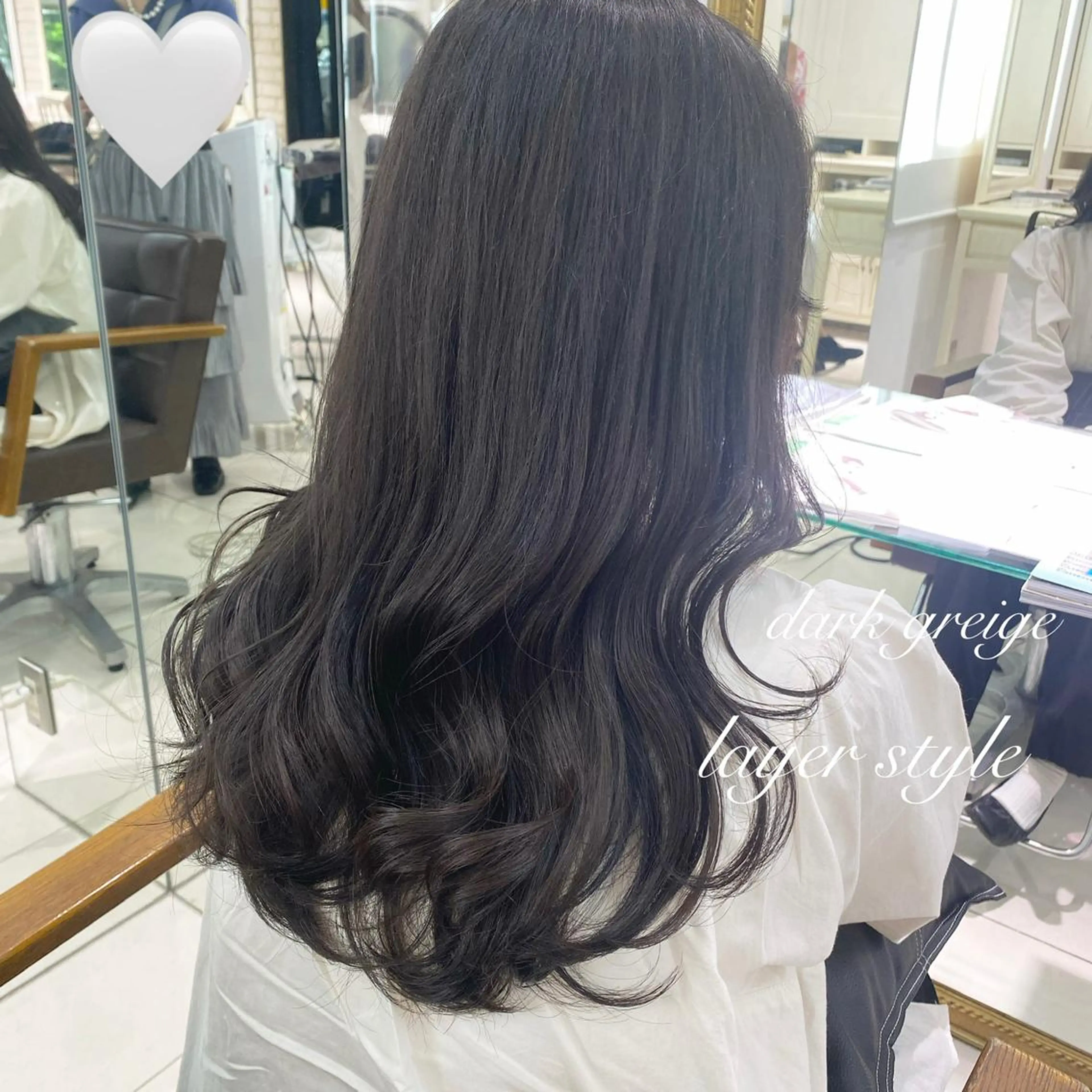 ロング カラー 透明感カラー 古山 結季🌙🖤のヘアスタイル