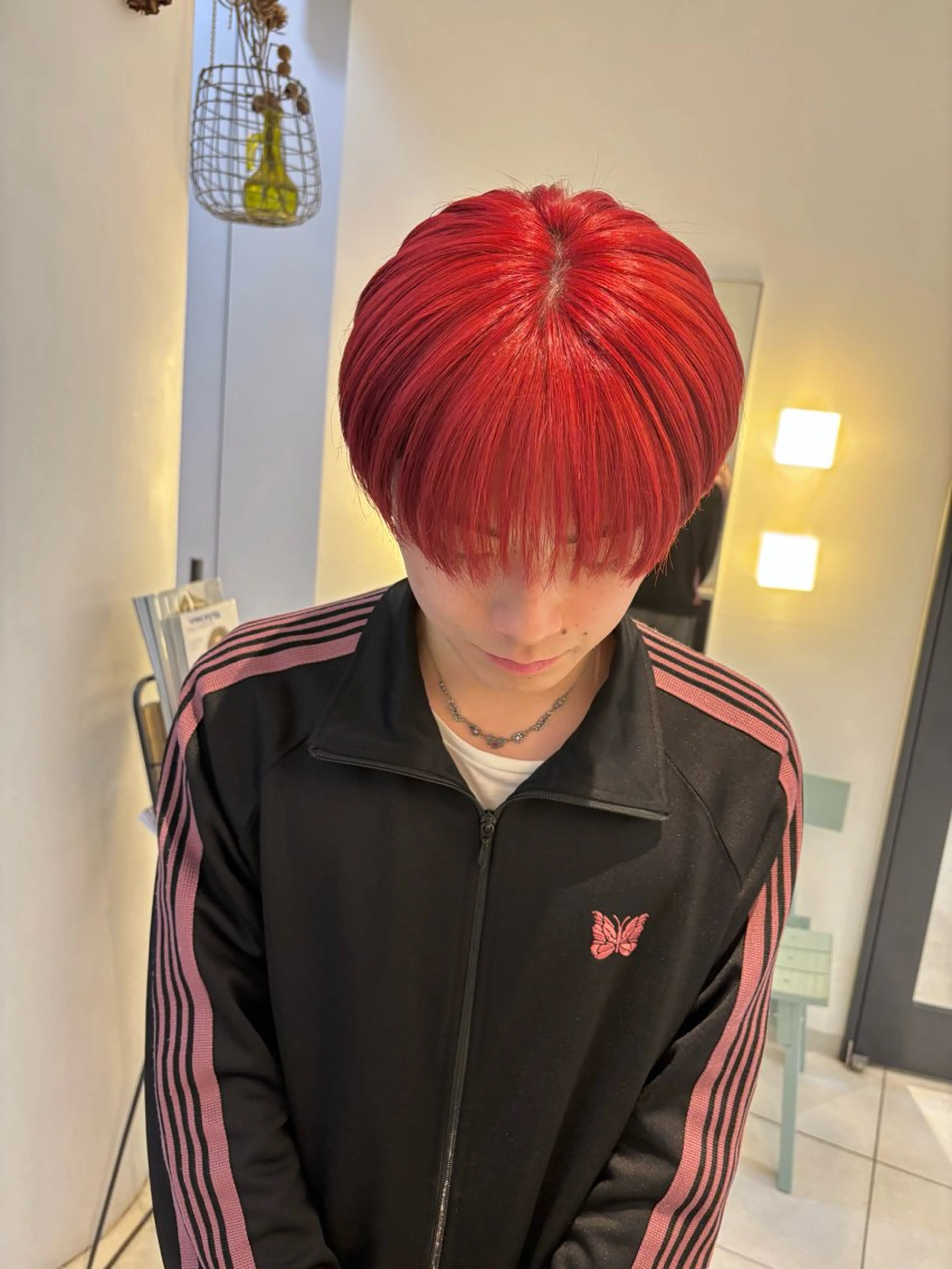 ショート カラー ブリーチ くさかみさき🌼暖色 /耳つぼ/オタク🌼のヘアスタイル