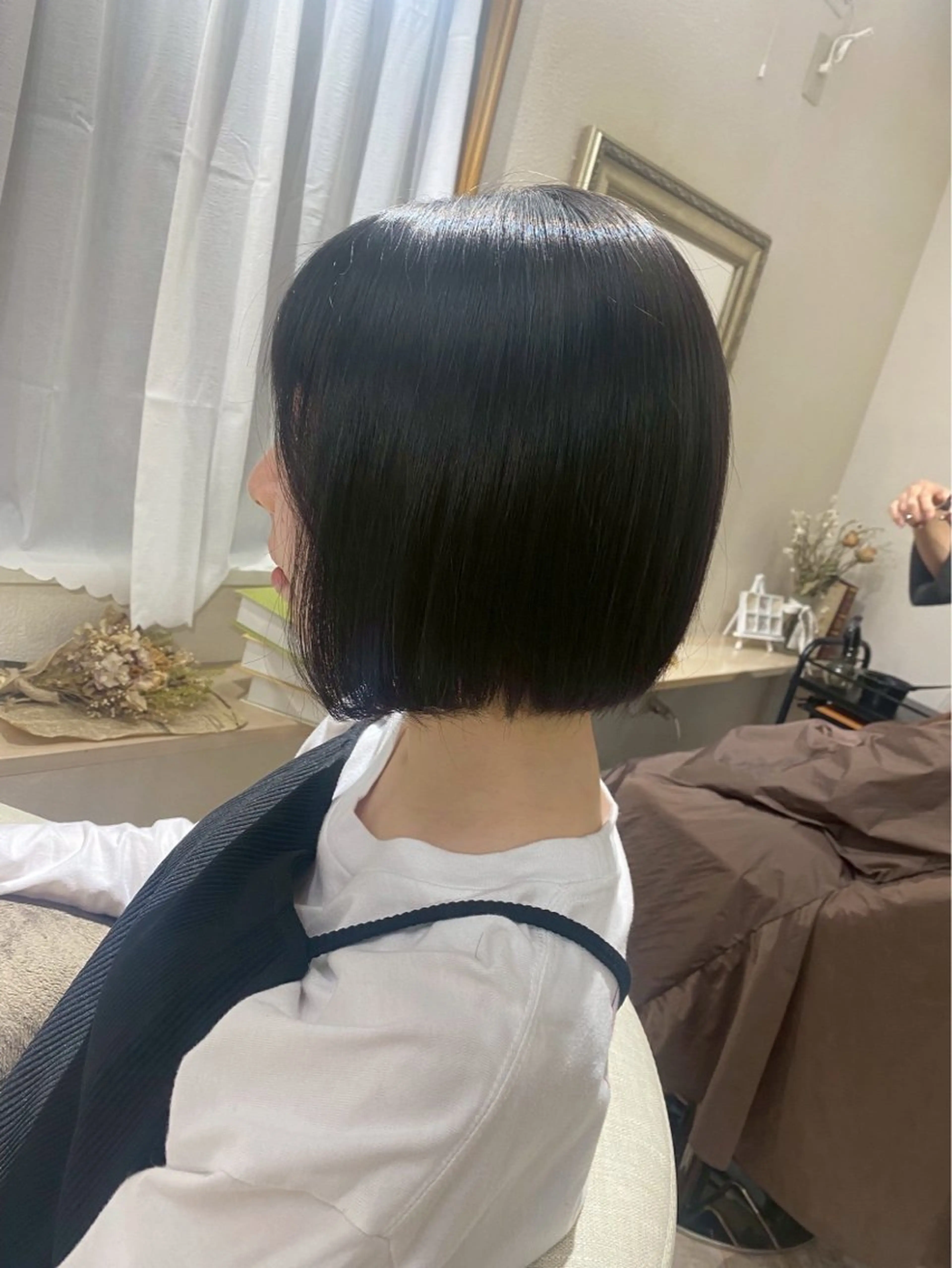 ショート 山本 優音のヘアスタイル