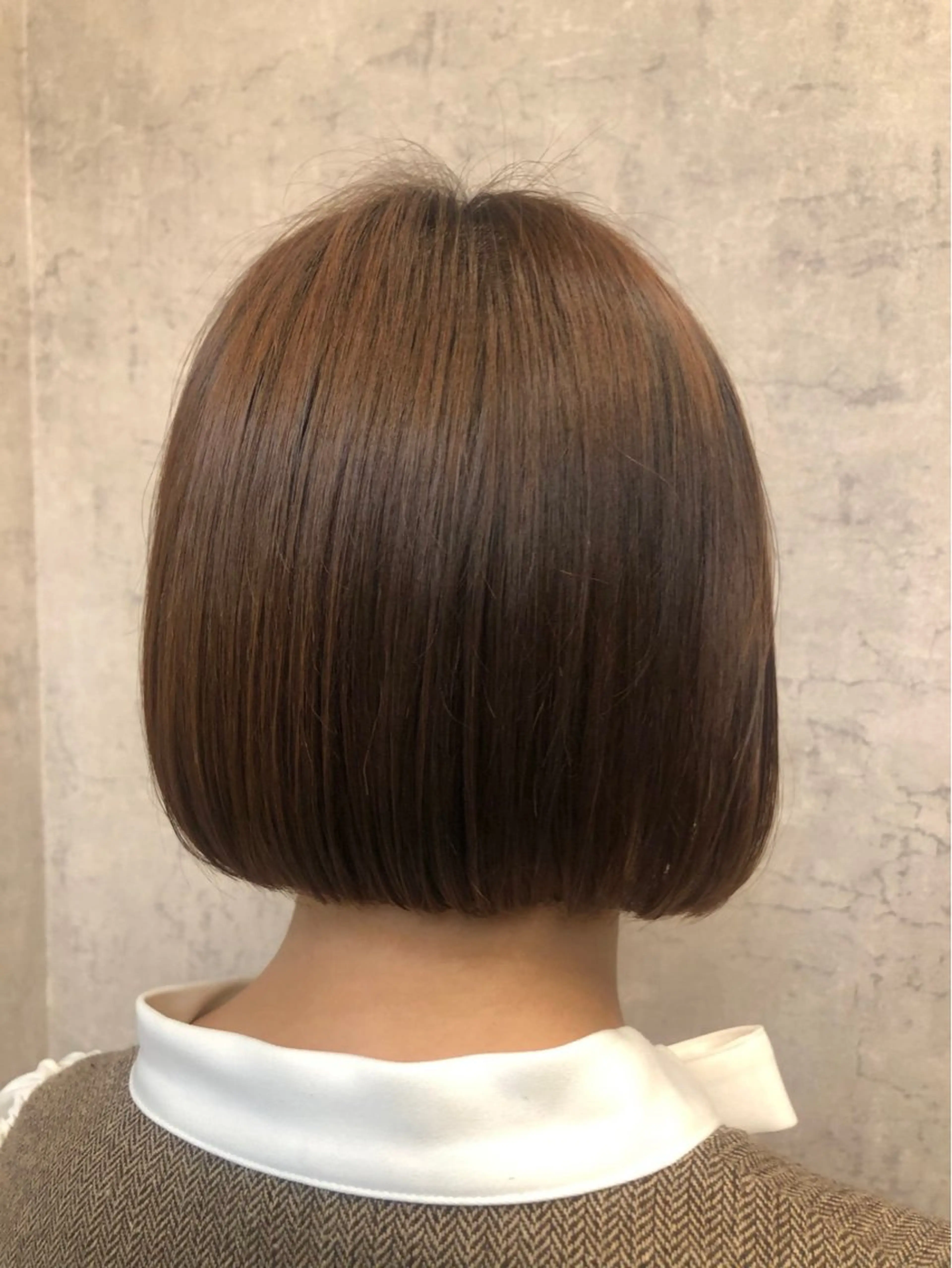 ショート カラー ボブ 高島 梨瑚のヘアスタイル