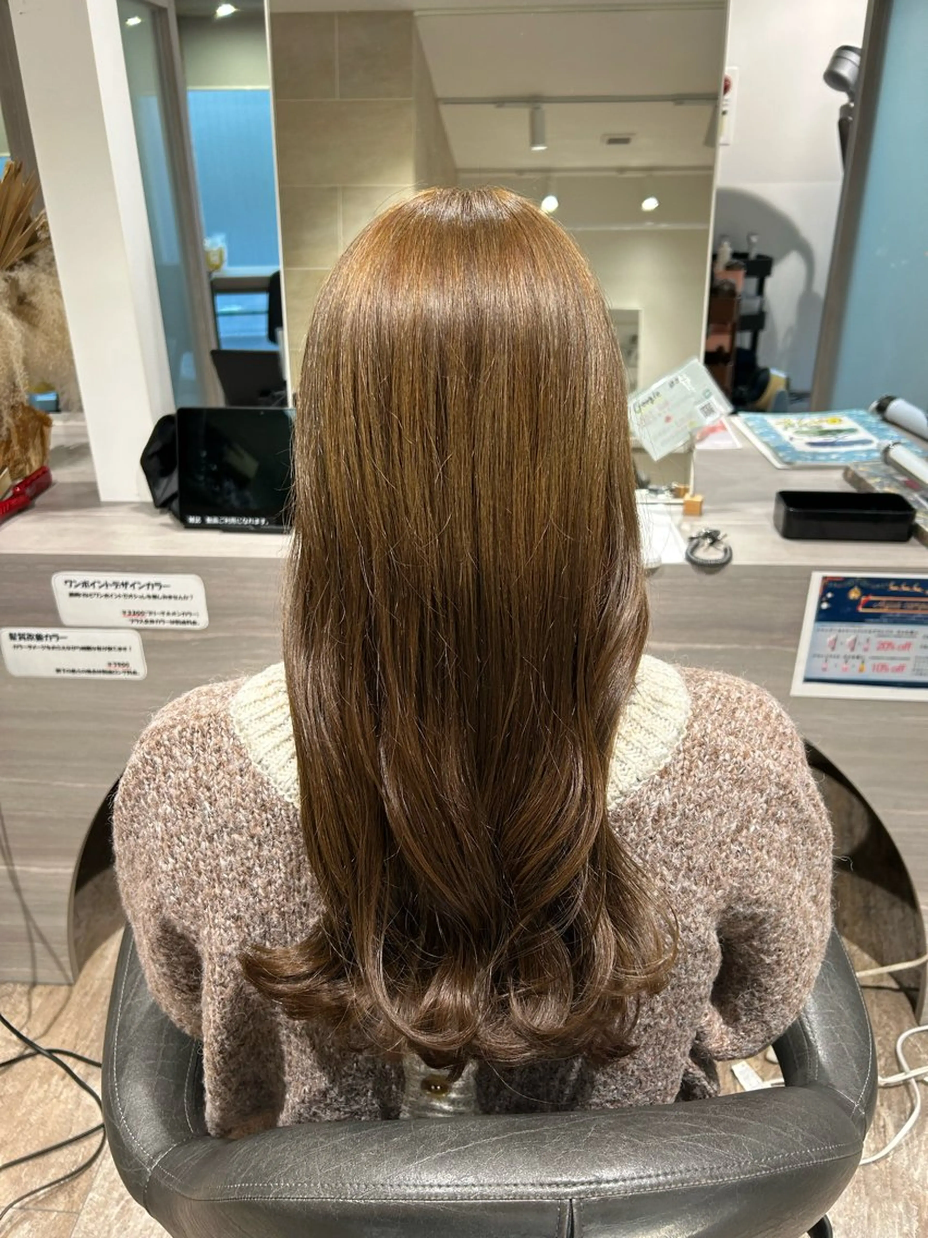 ロング カラー ブリーチ ダブルカラー ブリーチなしカラー オリーブカラー 武井 哉子のヘアスタイル