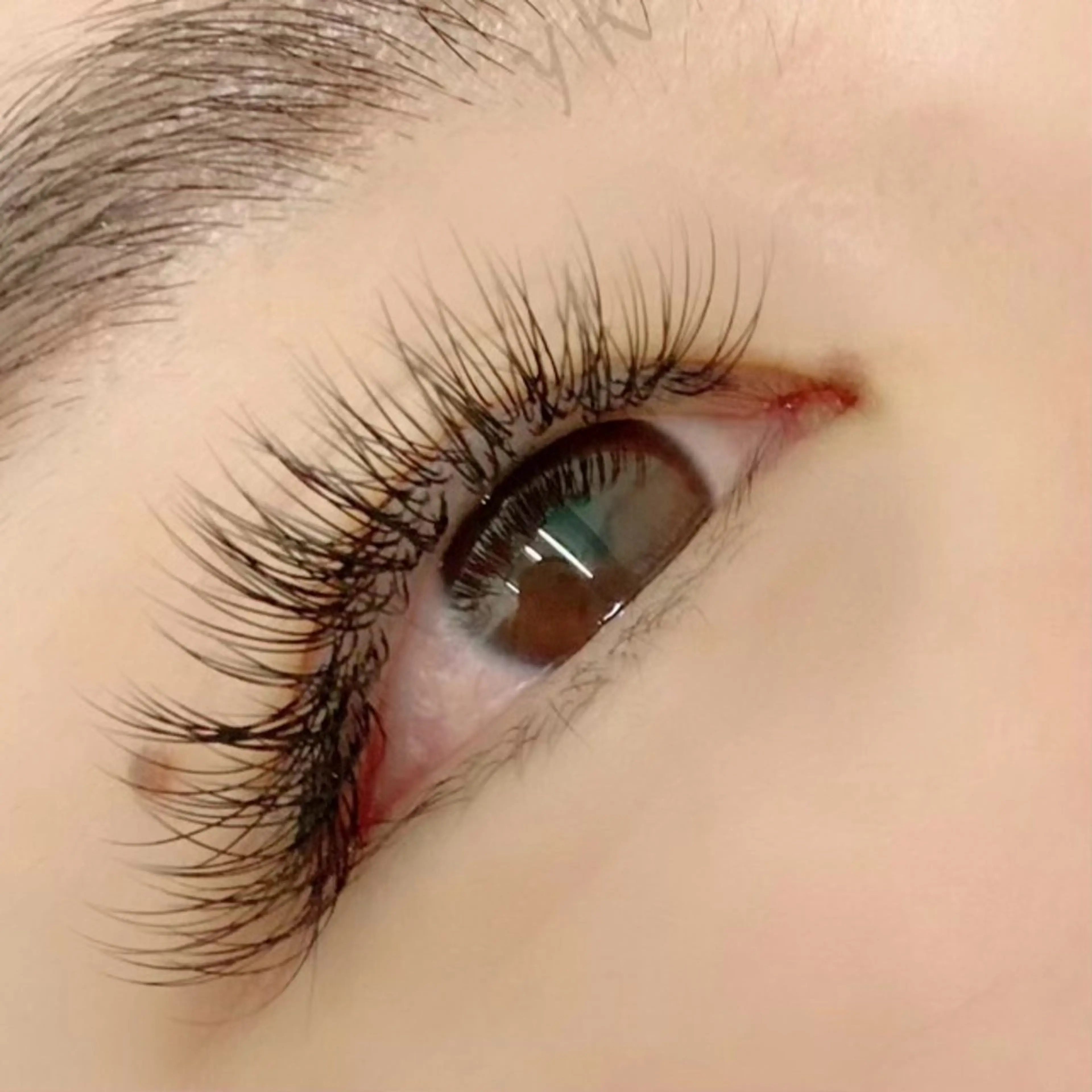 マツエク・マツパ フラットラッシュ マツエク L'unique YURIのマツエク・マツパデザイン