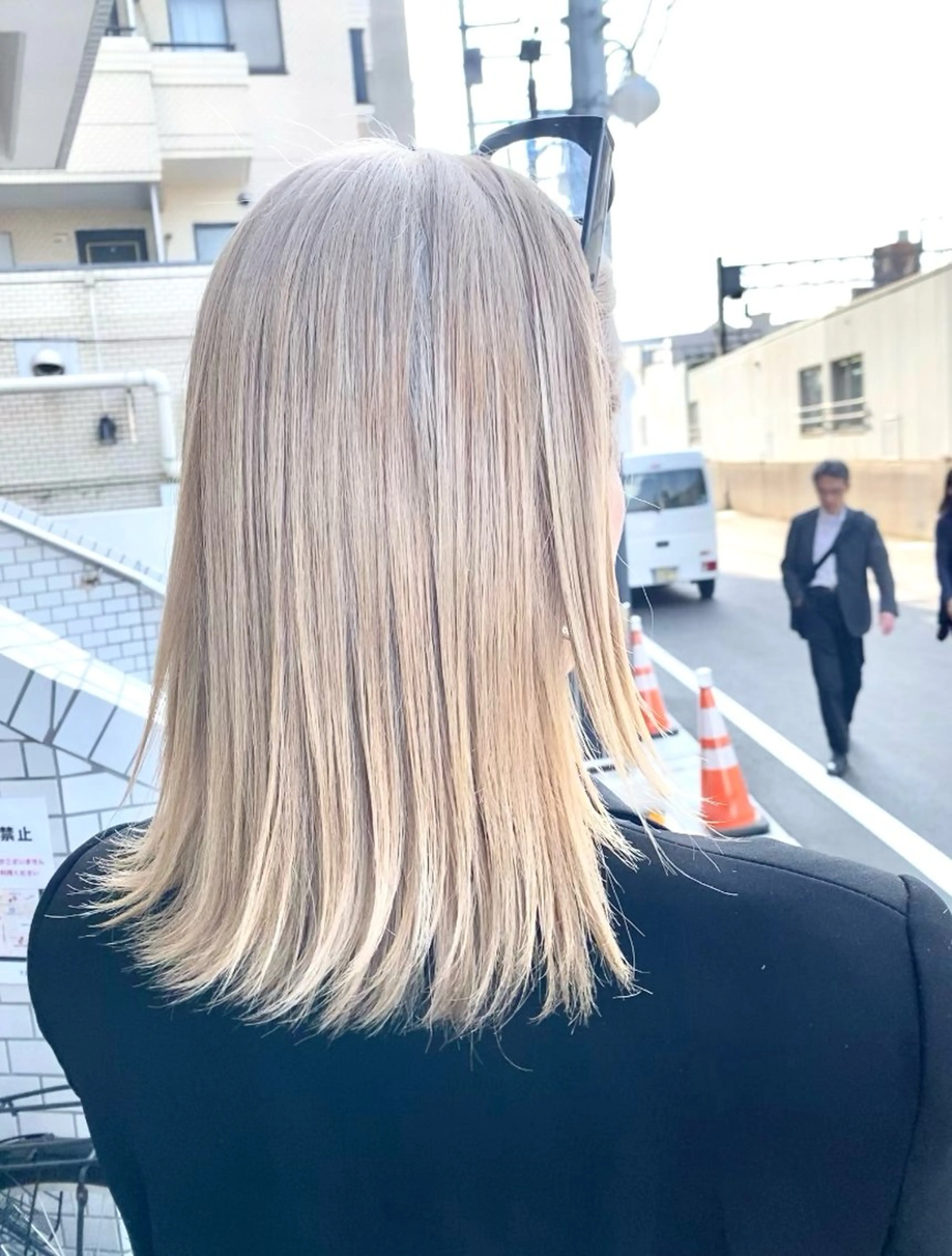 セミロング カラー 産休の為お休みです! 小島凜のヘアスタイル