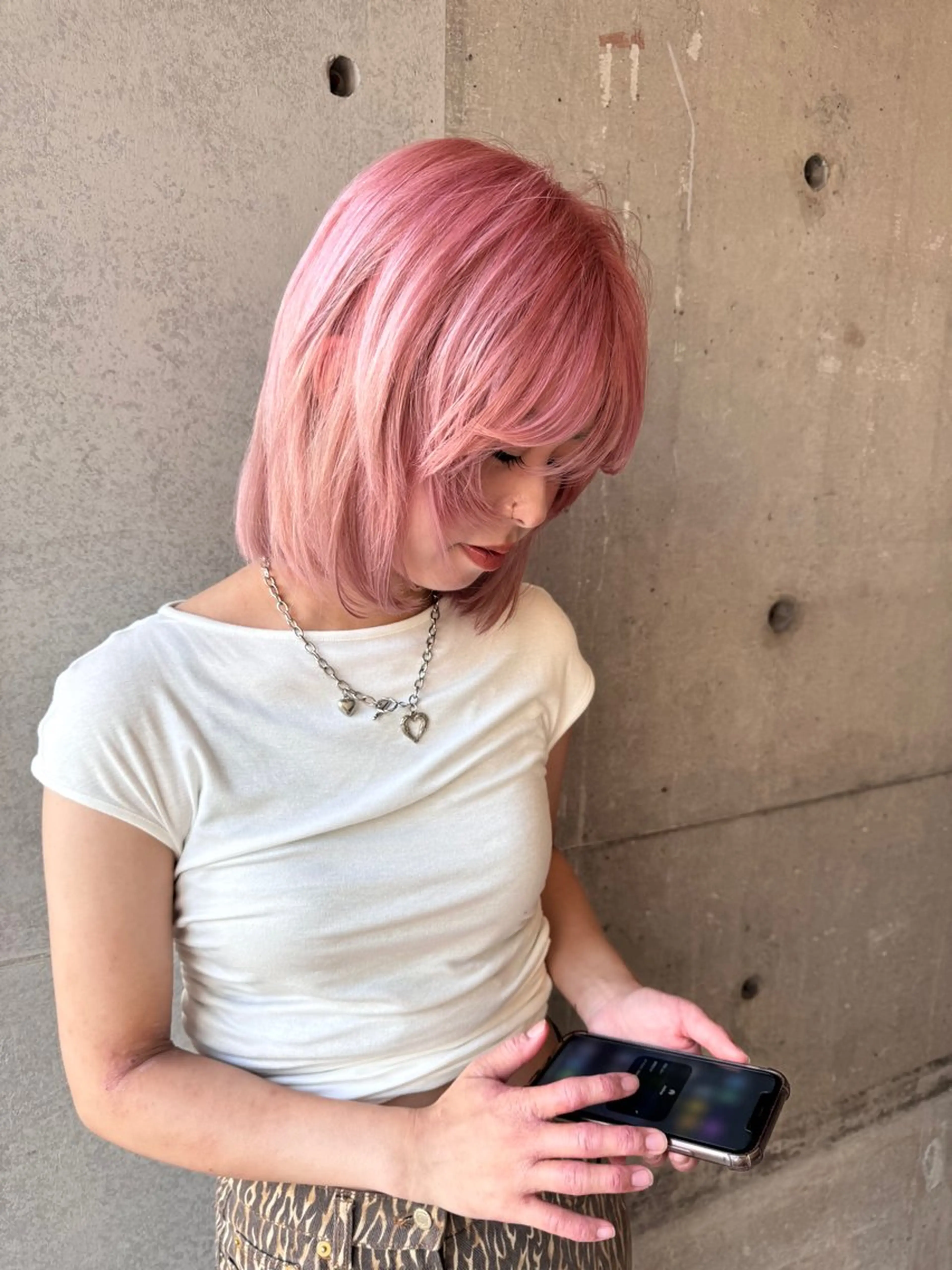 ショート ヘアカラー ボブ/ハイトーン REINAのヘアスタイル