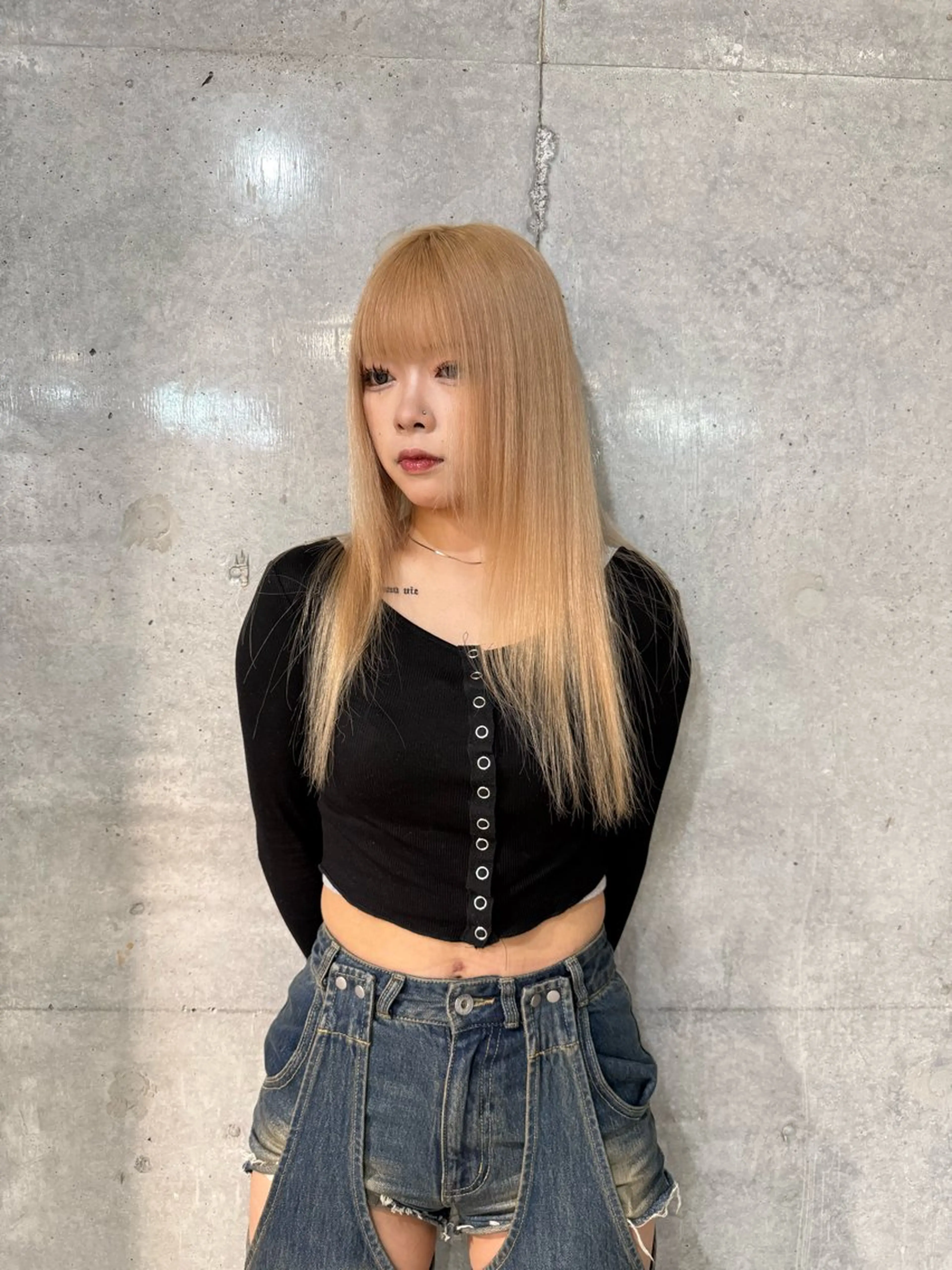 セミロング カラー ブロンド ピンクカラー ヘアカラー 【🥀履歴修正🥀】 ハイトーン職人/拓真のヘアスタイル