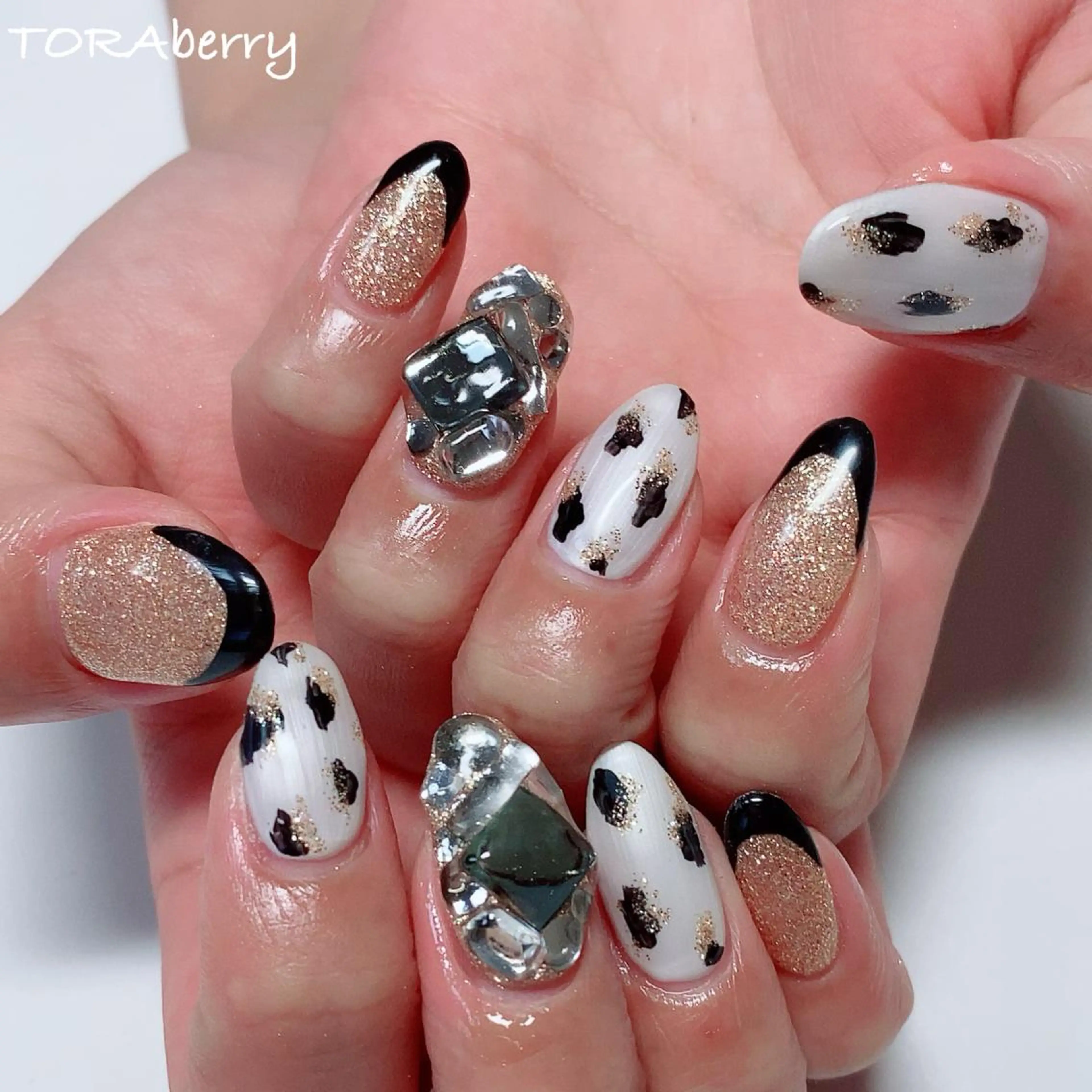 ネイル ハンドネイル ネイリスト なつみのネイルデザイン