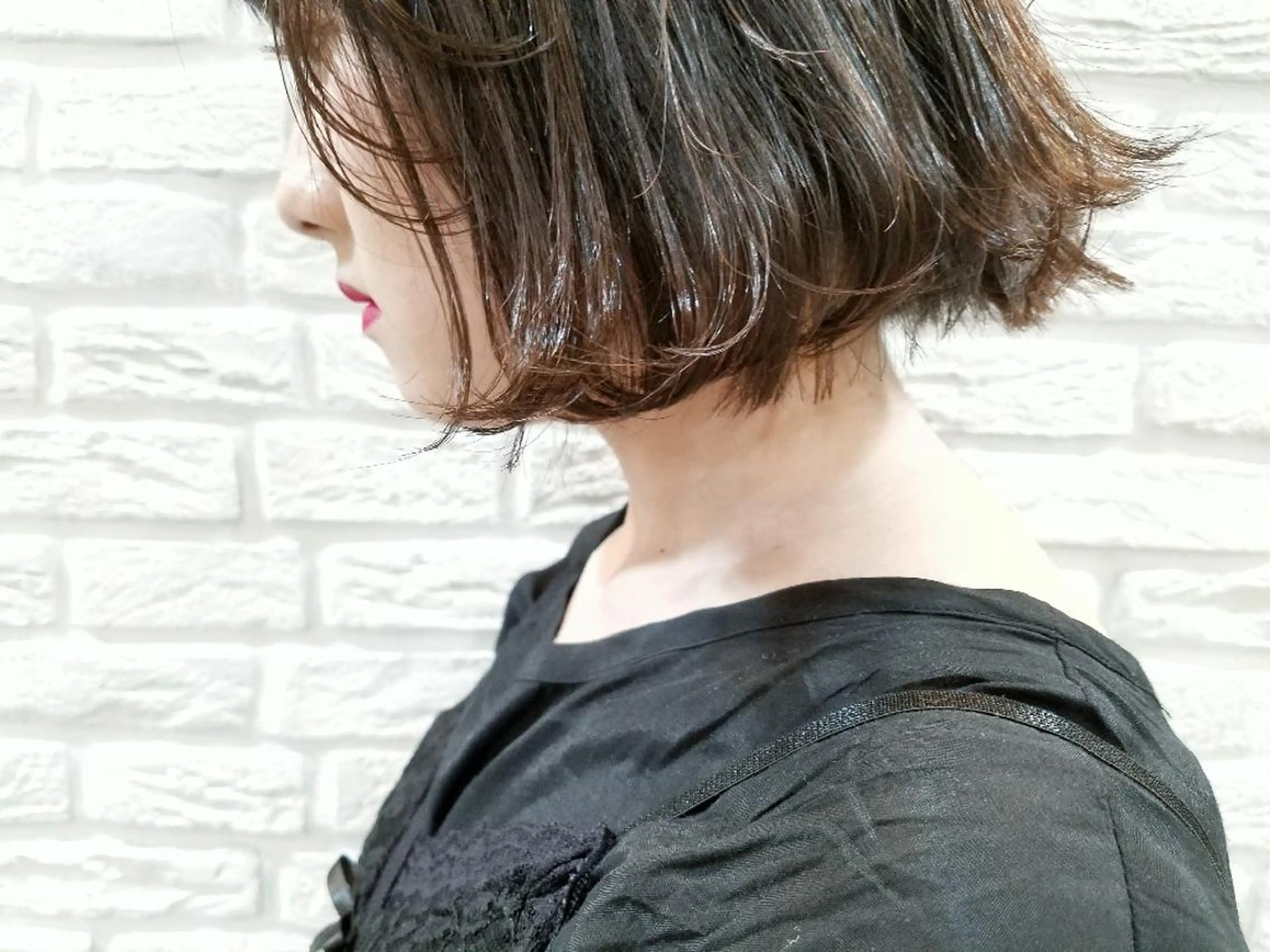 ショート カラー 外ハネヘア imai /カット/パーマのヘアスタイル