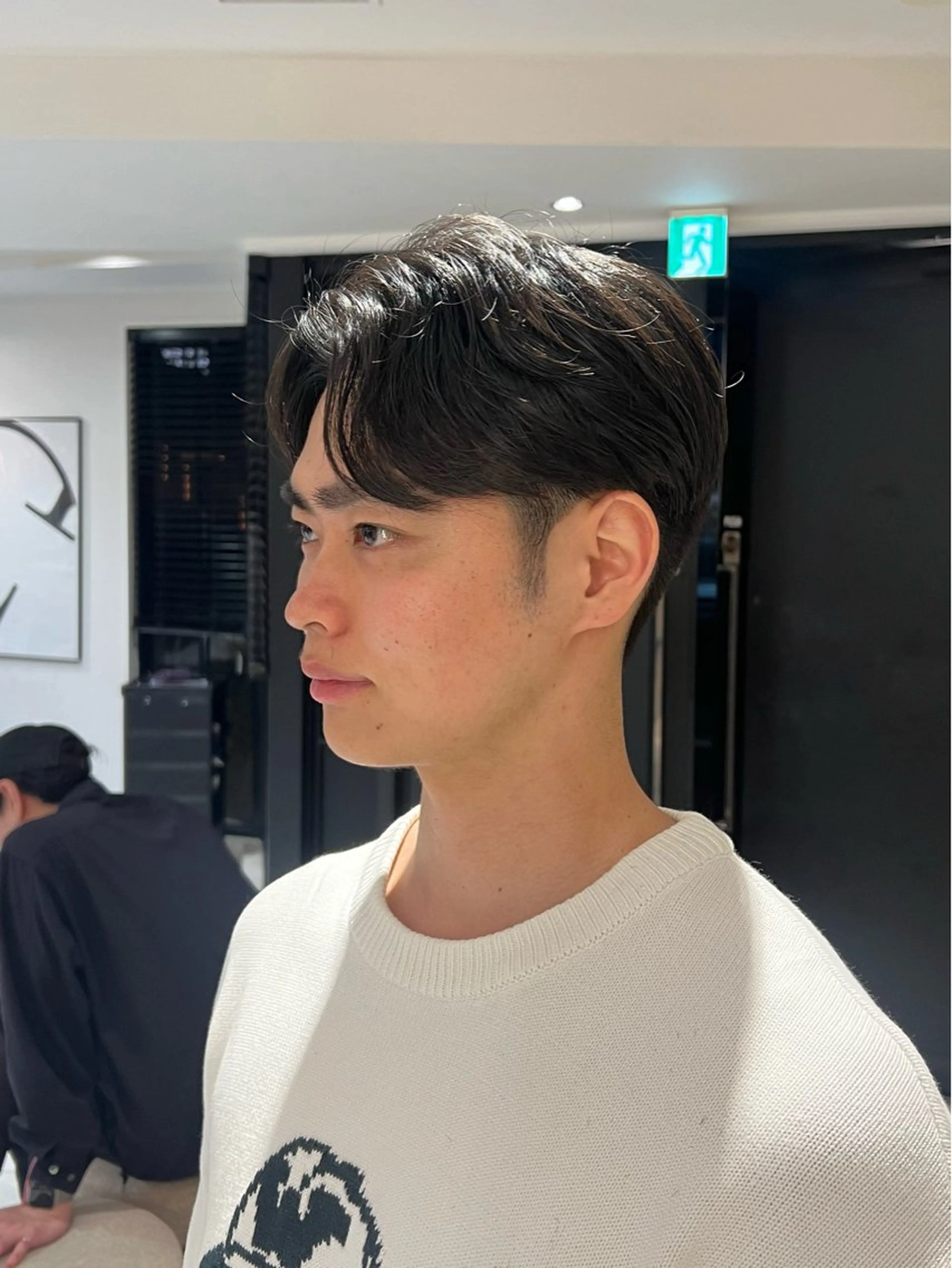 メンズ センターパート ブリーチ/ブラウン 🤎MIREのヘアスタイル