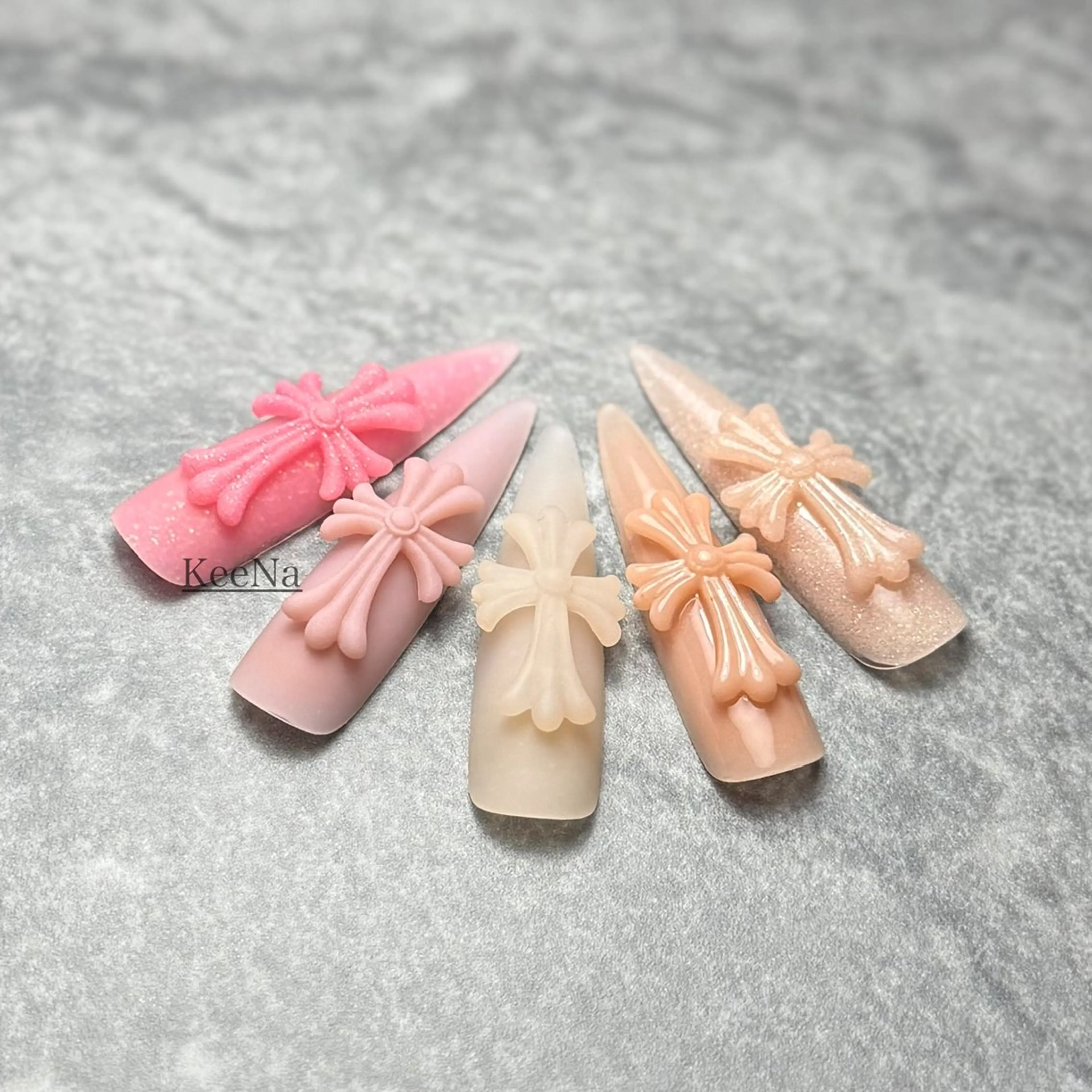 ネイル KeeNa キーナのネイルデザイン