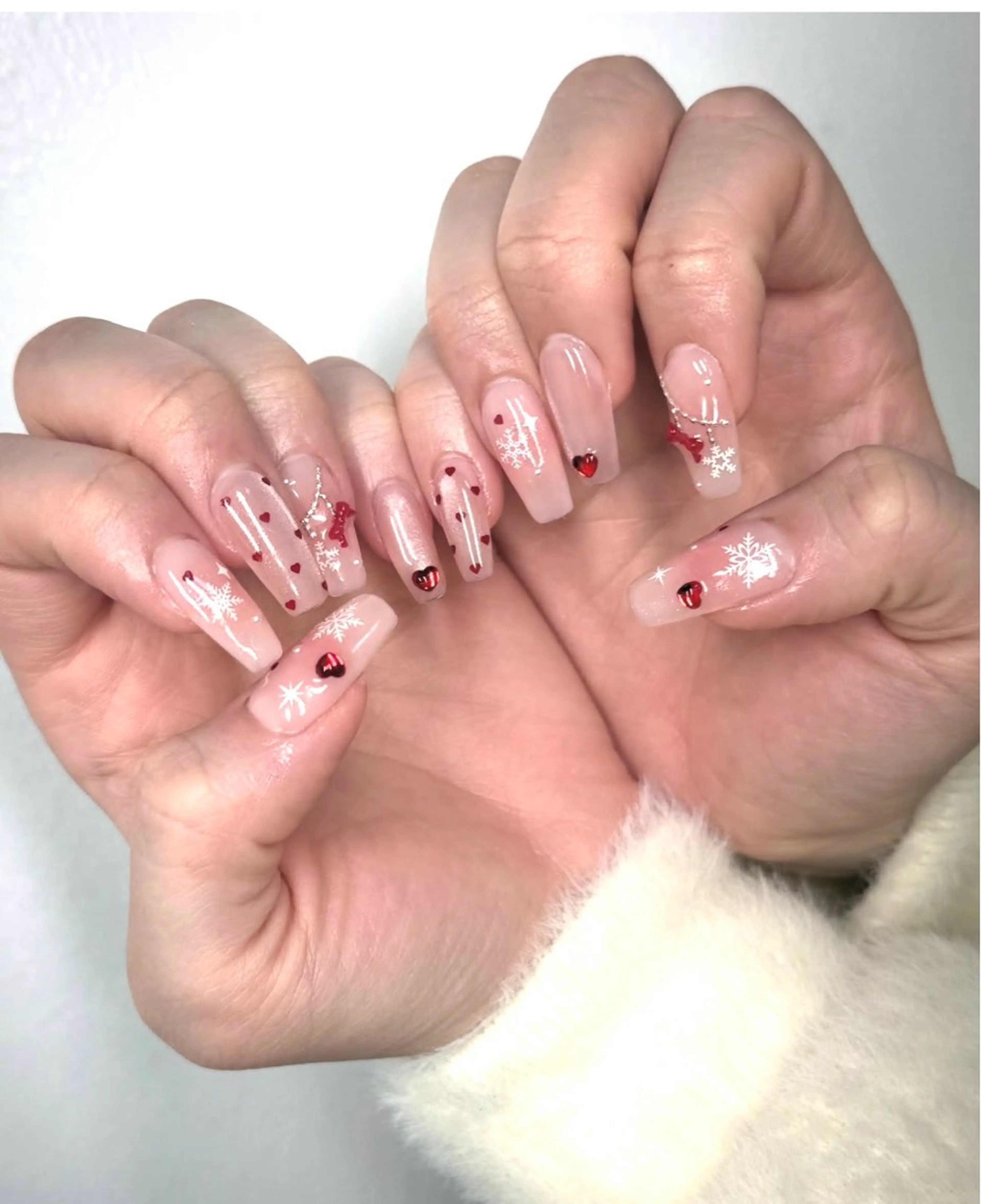 ネイル アニマル柄 オーロラネイル チークネイル フラッシュネイル ジェルネイル ハンドネイル Lyna 池袋のネイルデザイン