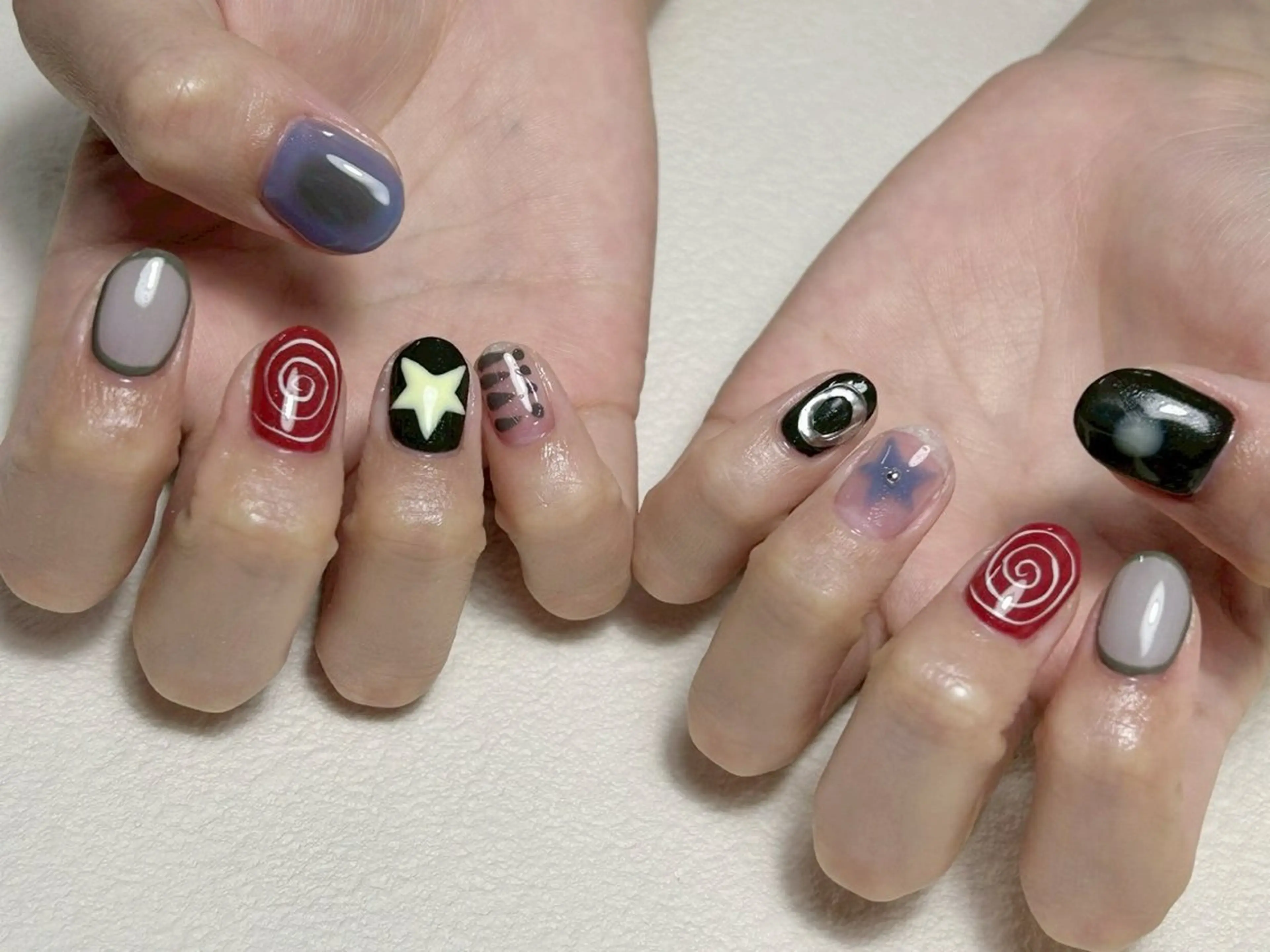 ネイル オーロラネイル 長さ出し フレンチネイル ジェルネイル ガラスフレンチ ハンドネイル Rela・S NAILのネイルデザイン