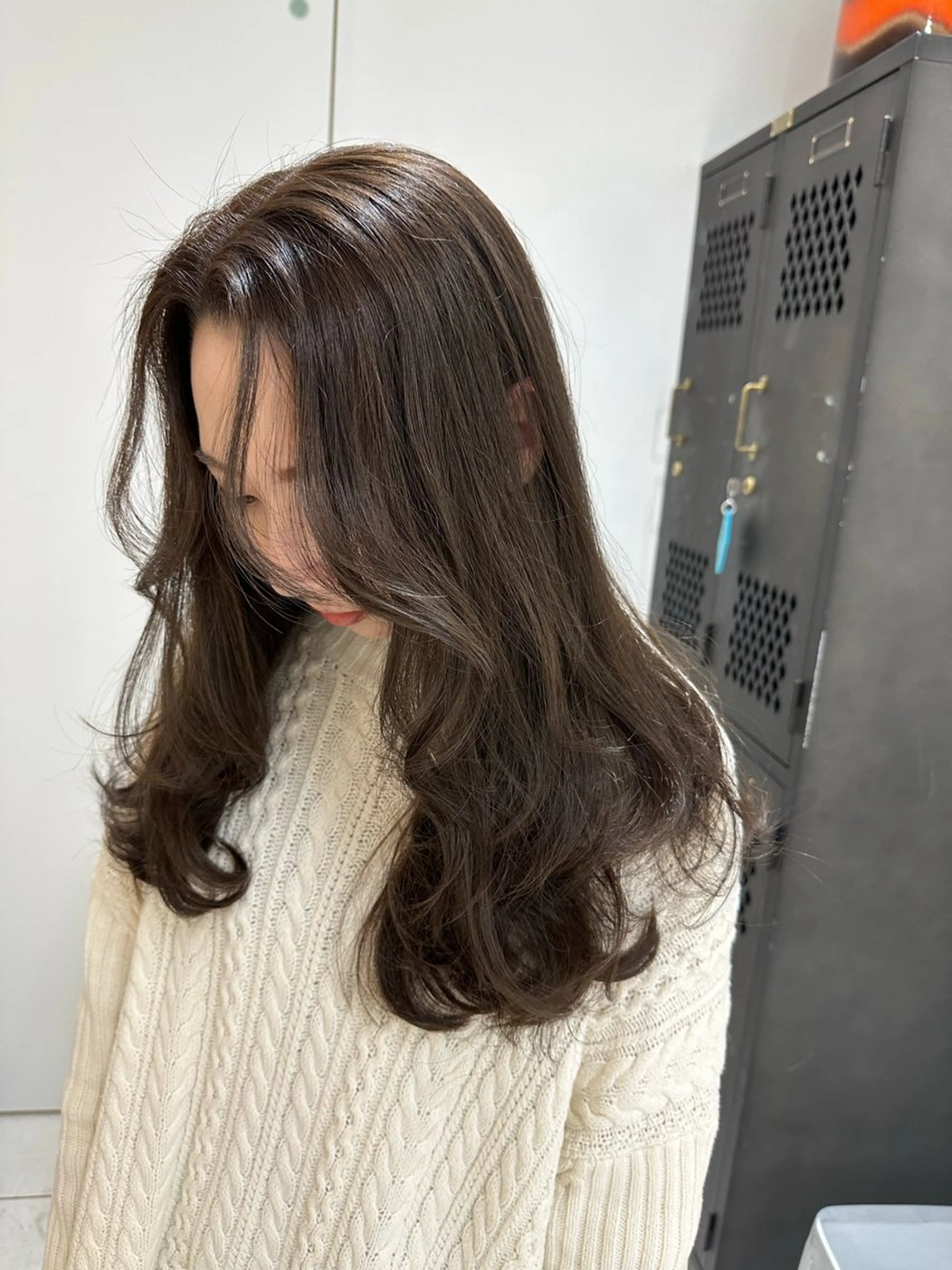 カラー RINA .のヘアスタイル