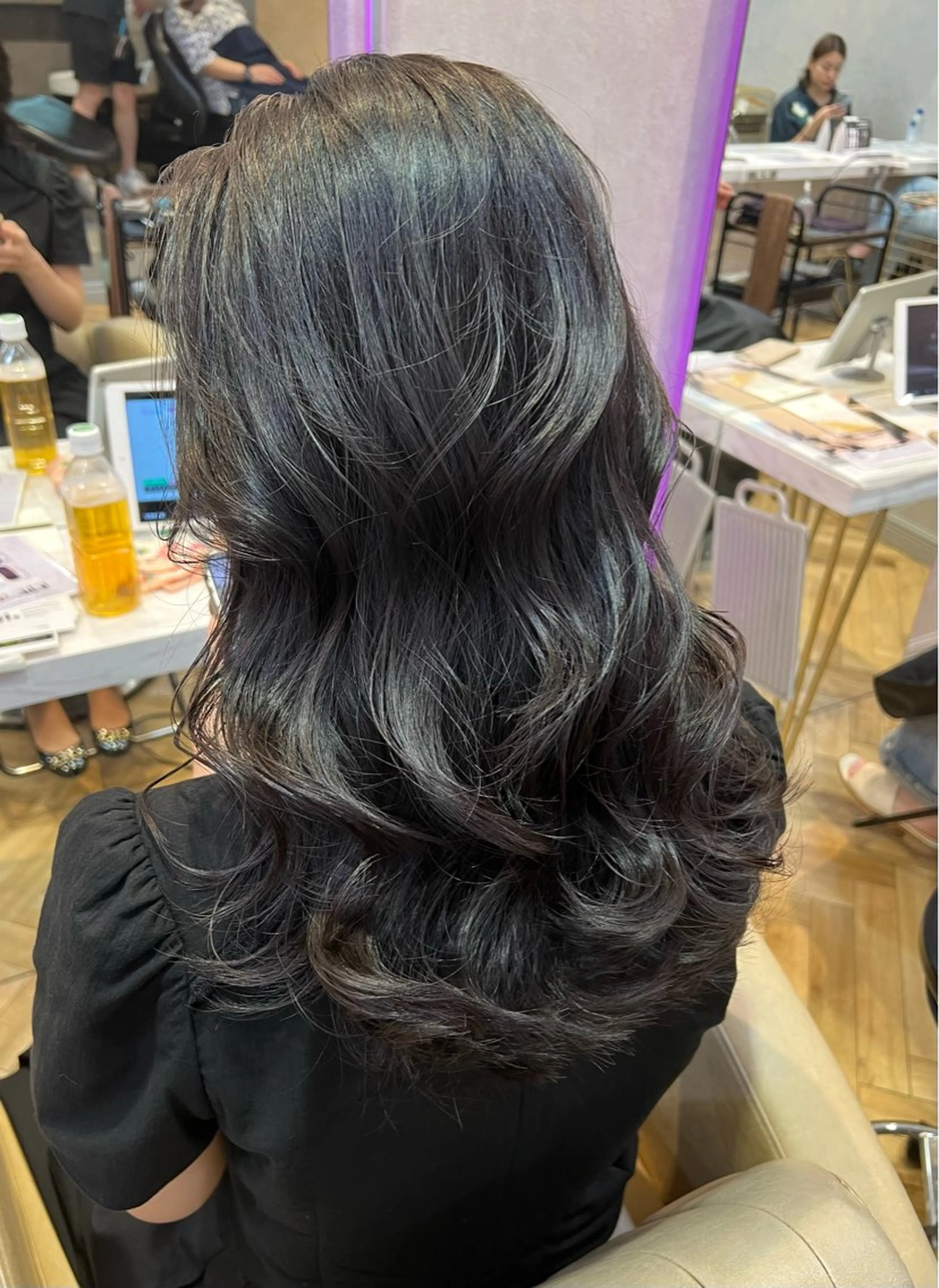 セミロング カラー パーマ ヘアアレンジ メンズ キッズ ネイル マツエク・マツパ アイブロウ メンズブリーチ メンズハイライト メンズ韓国風 ベージュカラー ブリーチ カット ヘアカラー パーマ トリートメント 平川 友理/韓国ヘア💘のヘアスタイル