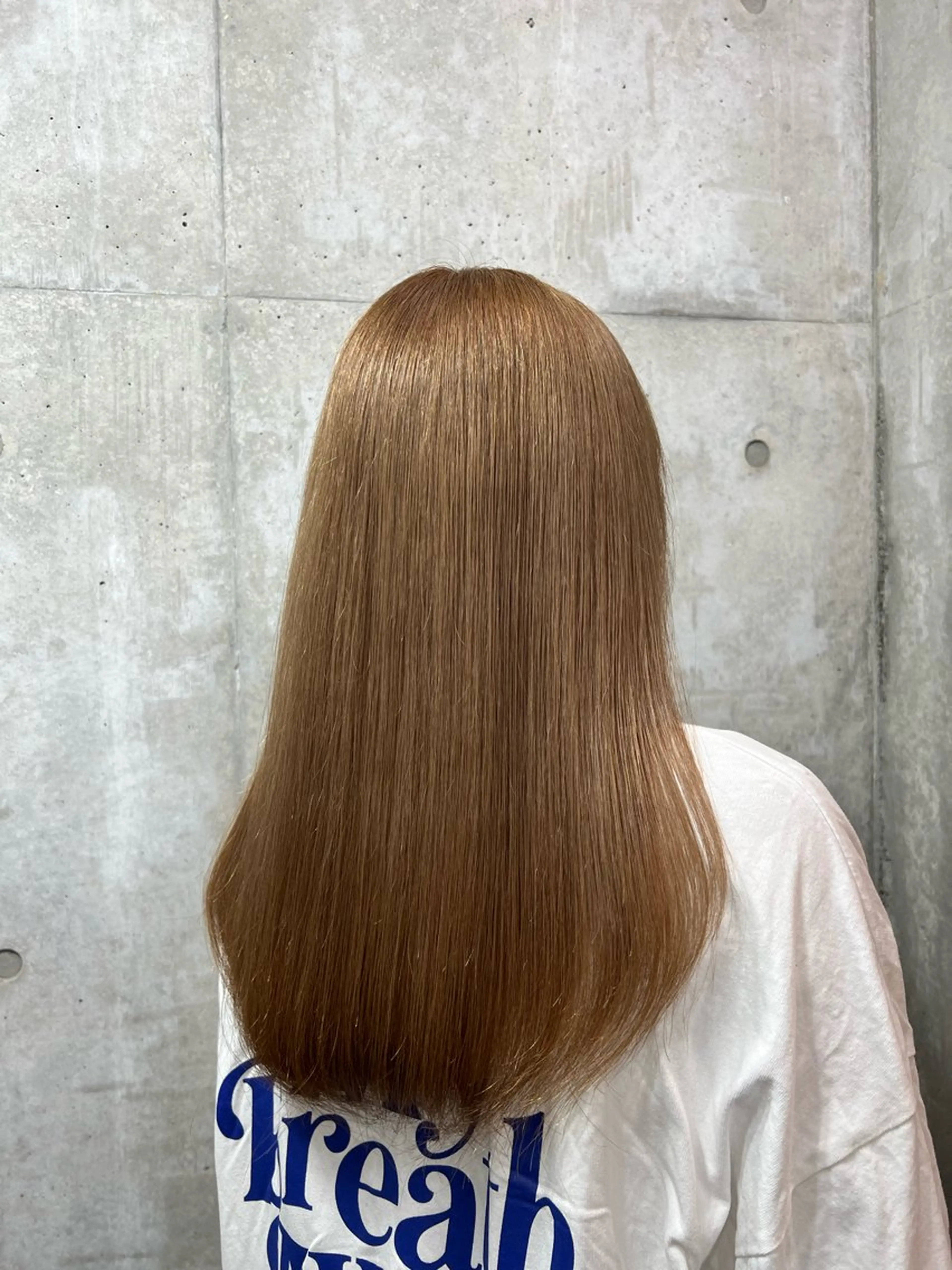 ロング カラー ブリーチカラー/ 寺口佳希のヘアスタイル