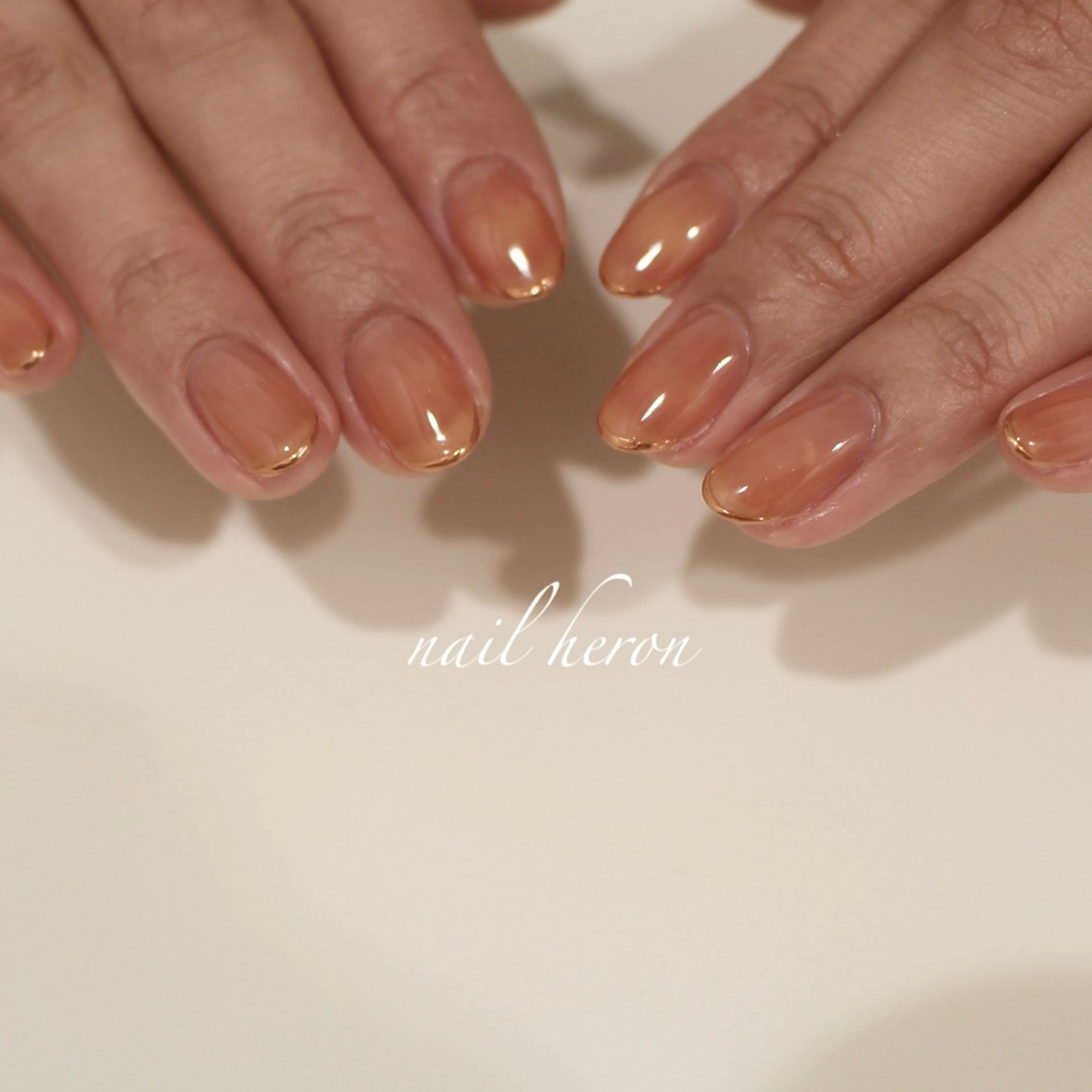 ネイル ミラーネイル ハンドネイル saki_ nail heronのネイルデザイン