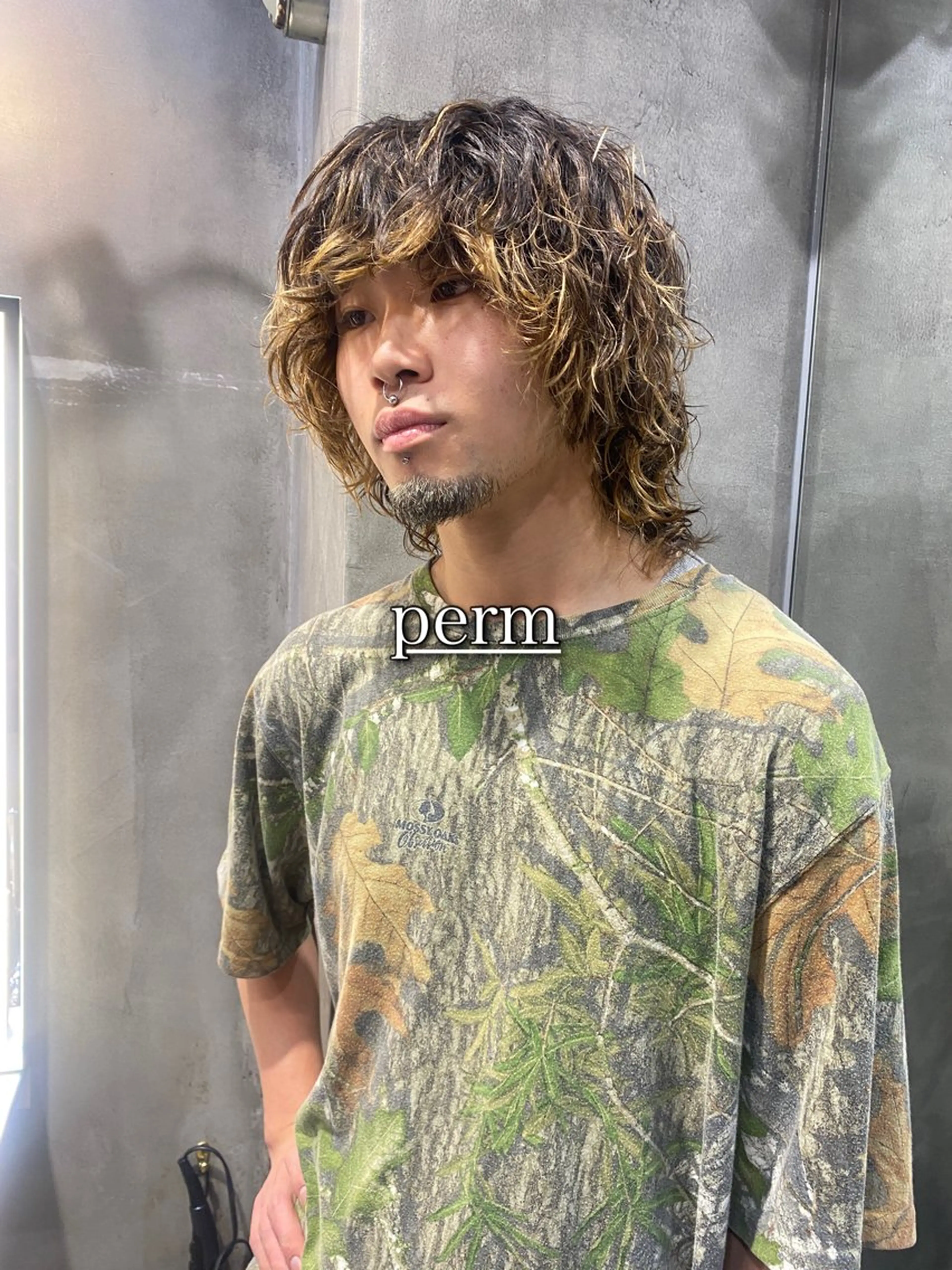 ミディアム パーマ メンズ カット パーマ トリートメント メンズヘア/パーマ/ SHOUTOのヘアスタイル