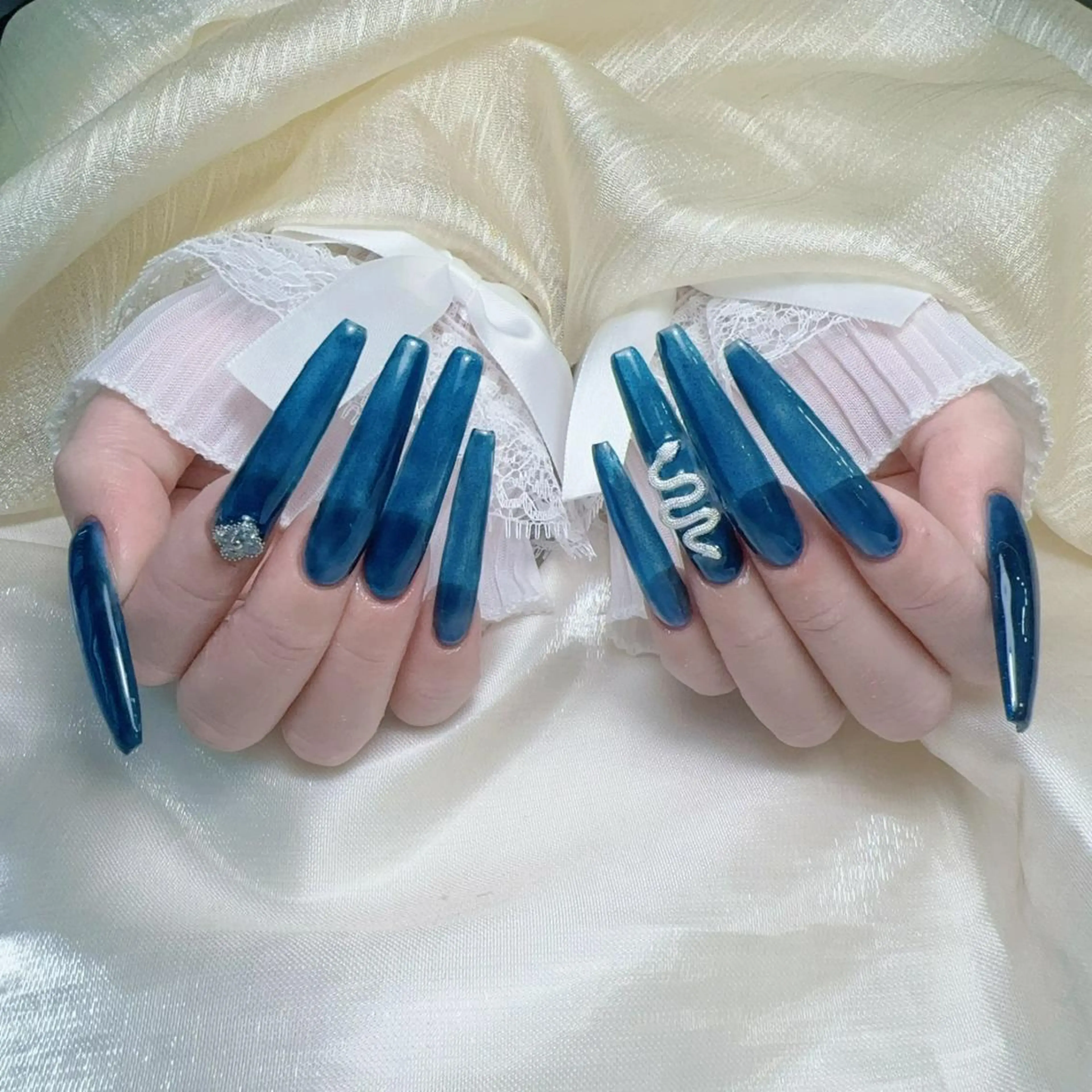 ネイル Tina 。のネイルデザイン