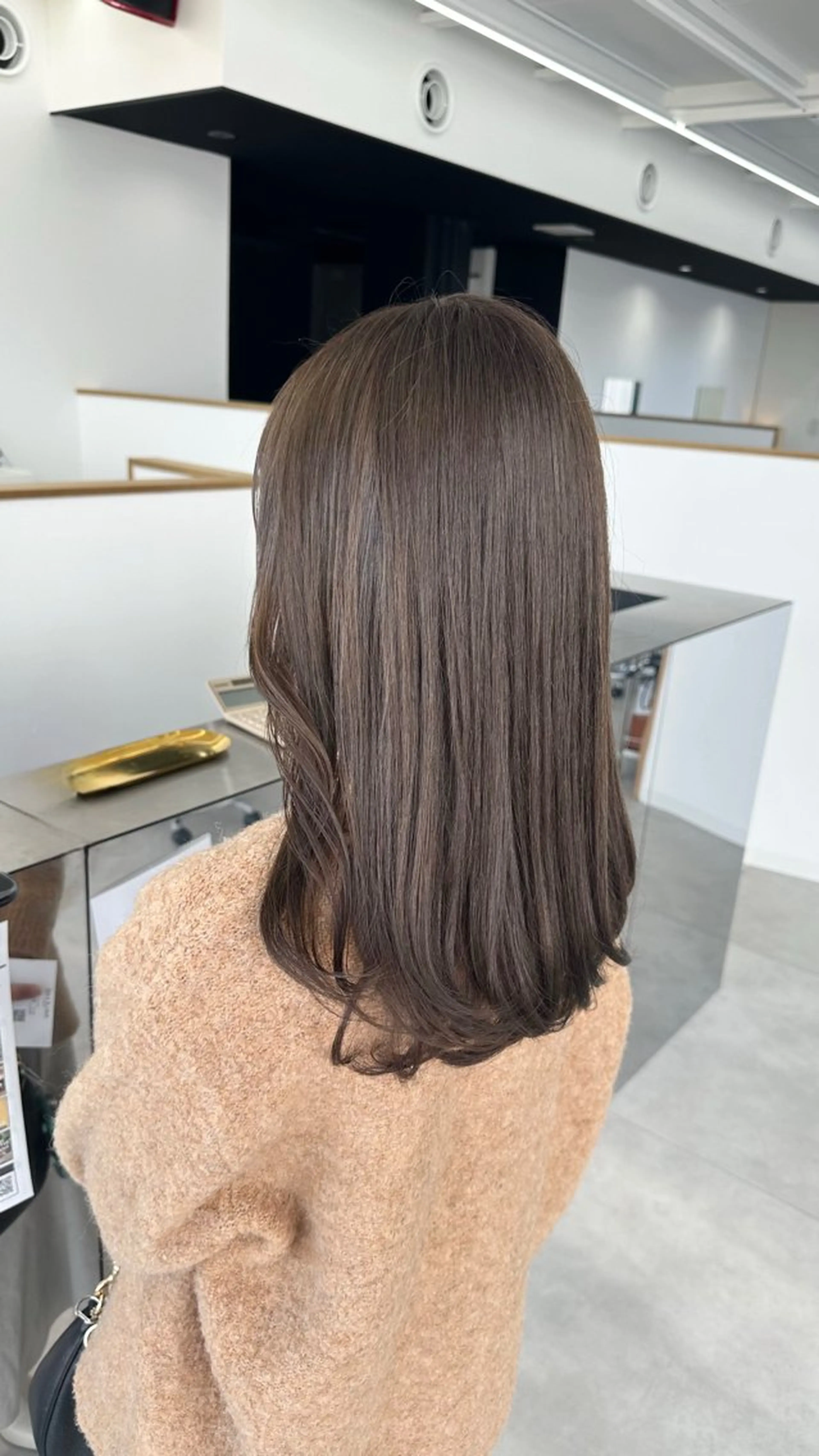 【3回目以降minimo限定】平日のみ　カット＋透明感ワンカラー🫧＋Aujua4ステップTRの写真