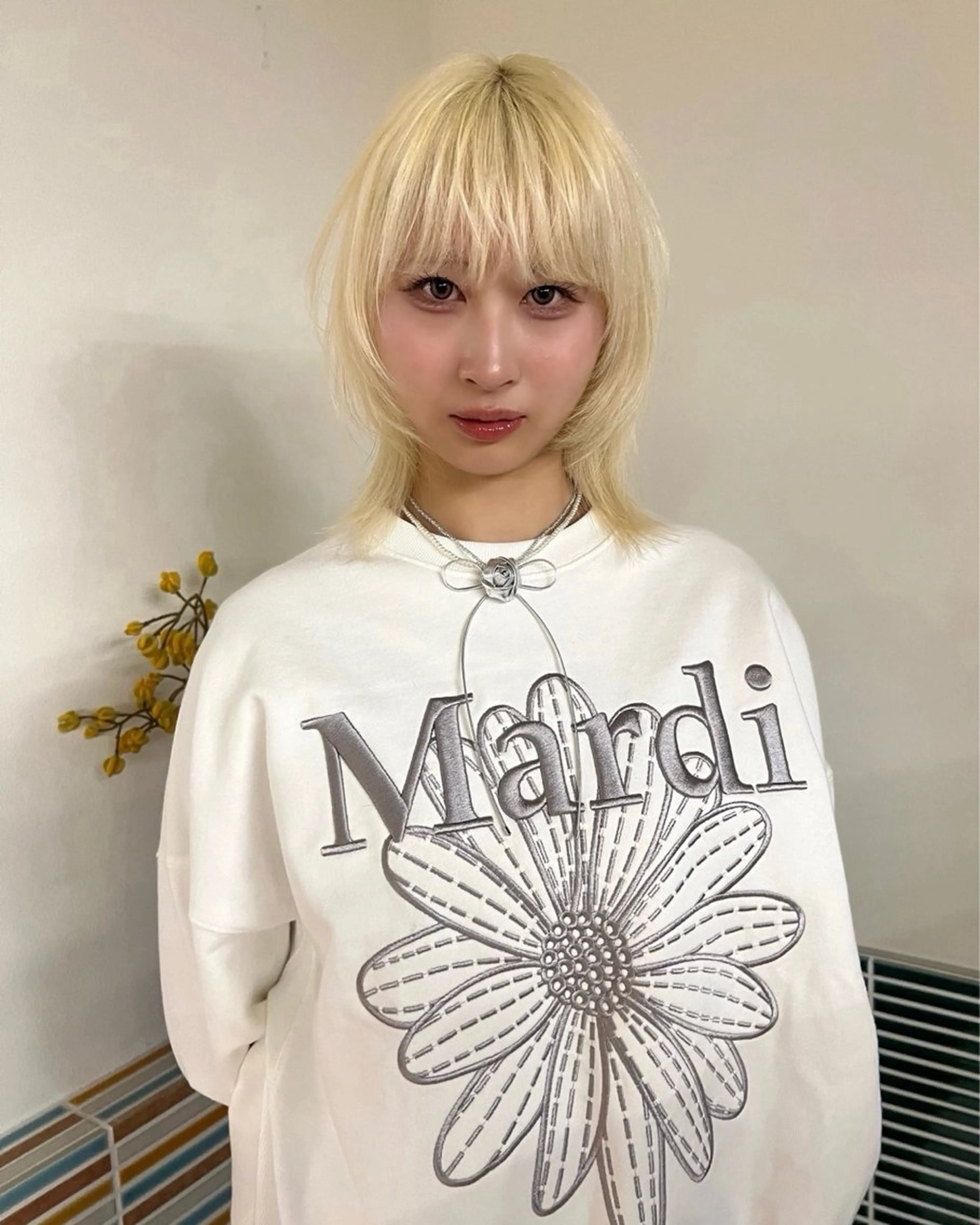 ショート ヘアカラー 💛透明感ハイトーン /ブリーチ縮毛💛のヘアスタイル