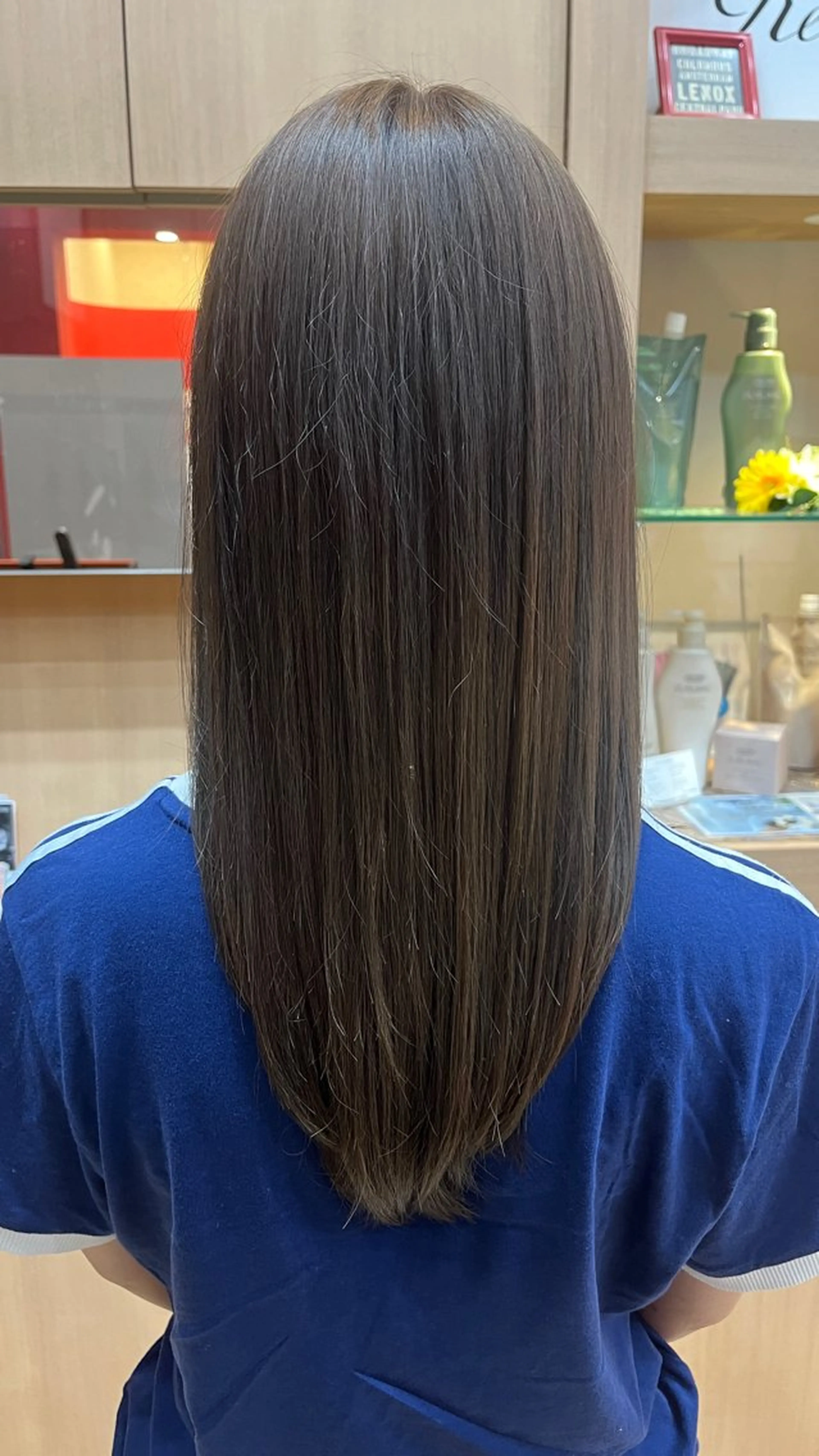 ロング オオエ ジュンのヘアスタイル