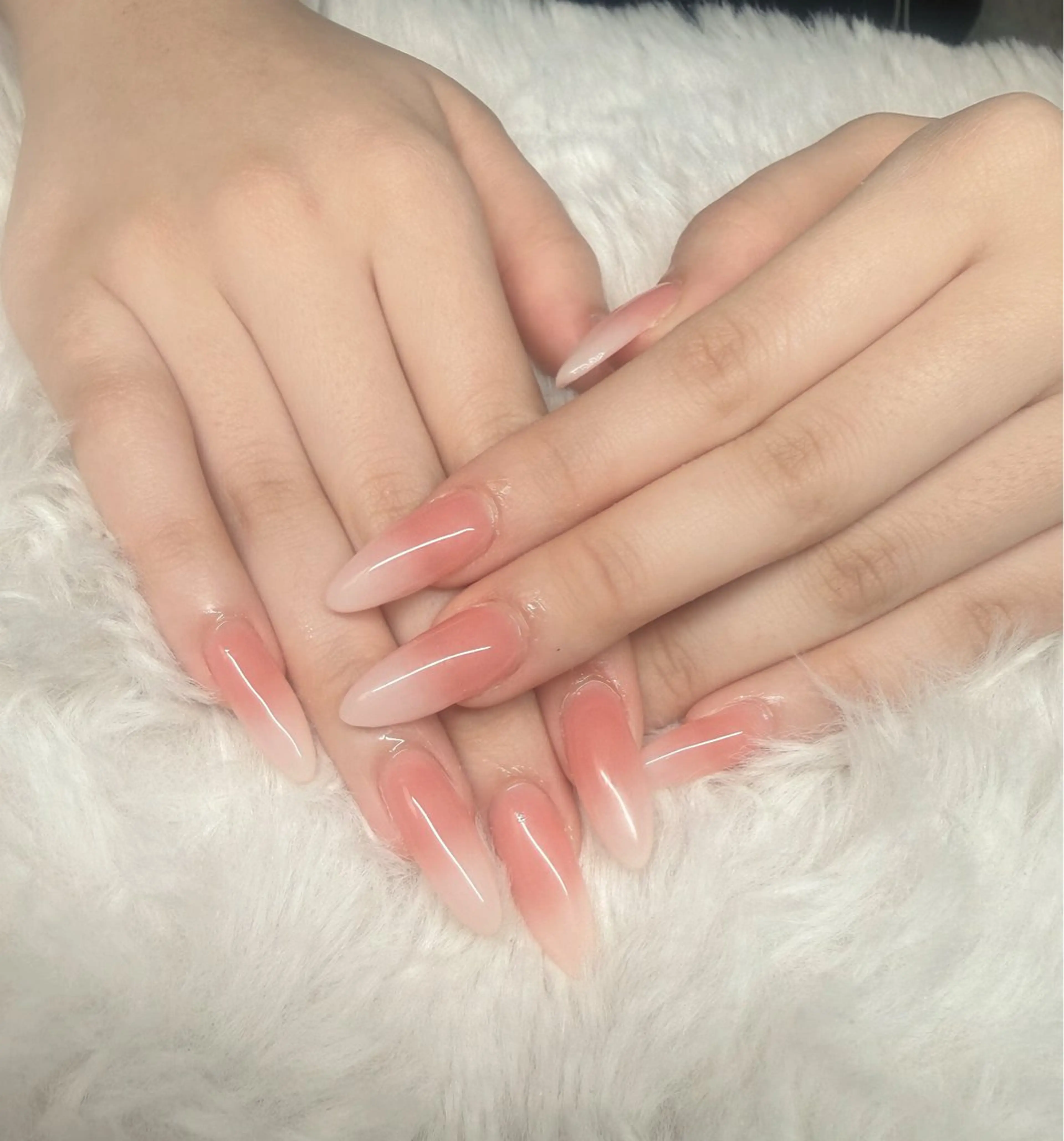 ネイル ハンドネイル ハンドケア リン リンのネイルデザイン