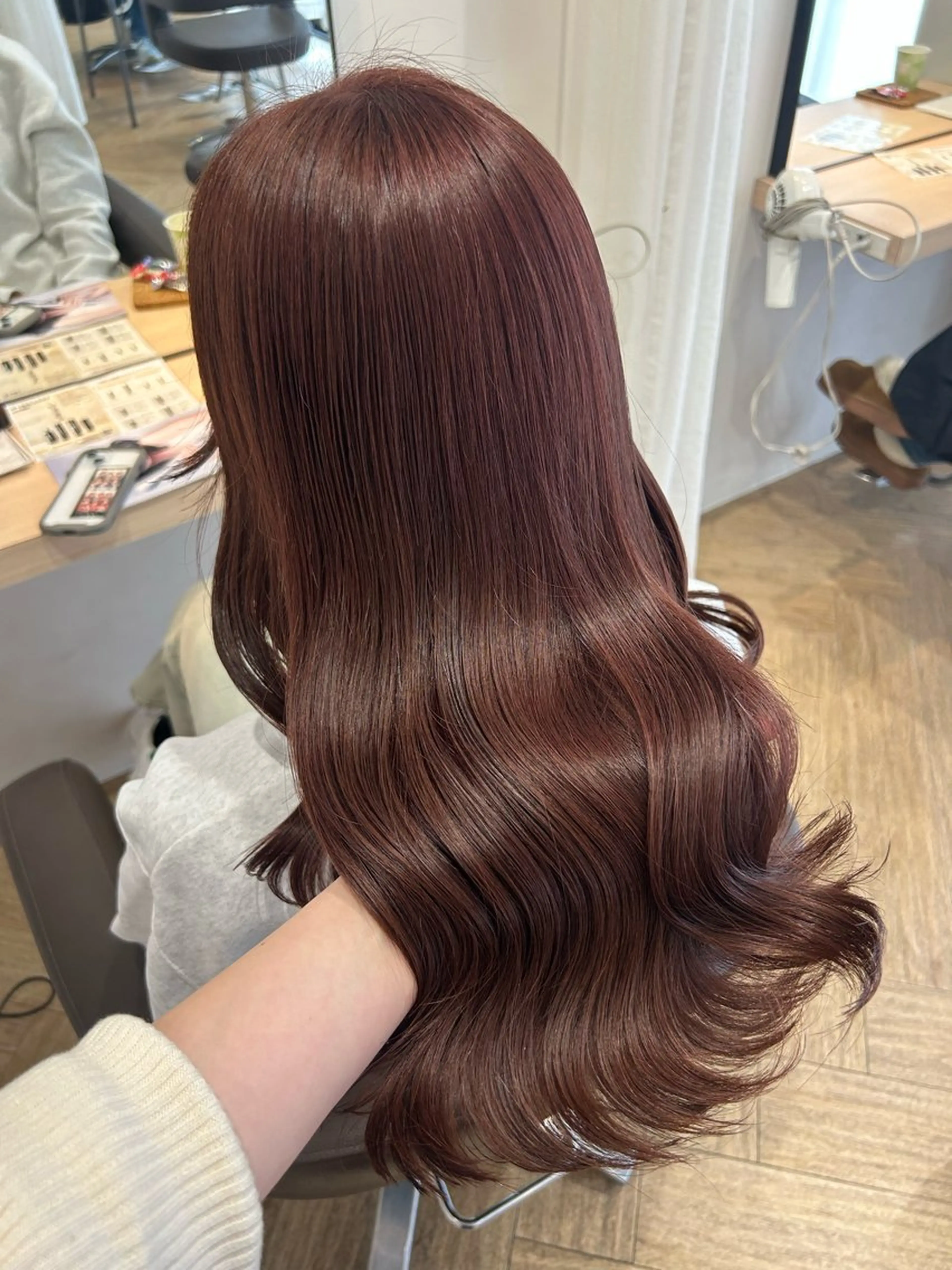 ロング カラー カット ヘアカラー トリートメント 砂野 真璃奈のヘアスタイル