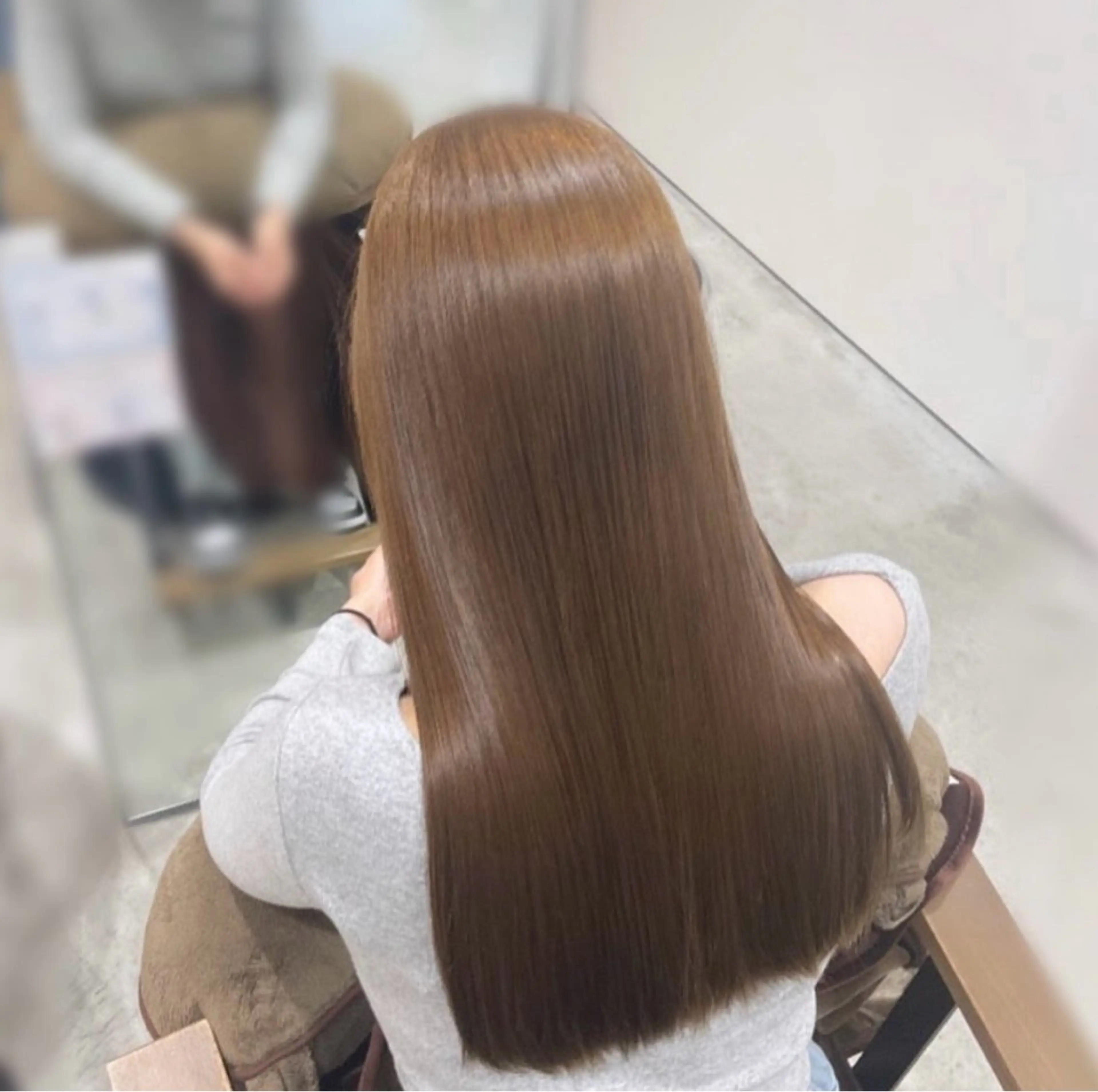 艶カラー＋トリートメント＋カットの写真