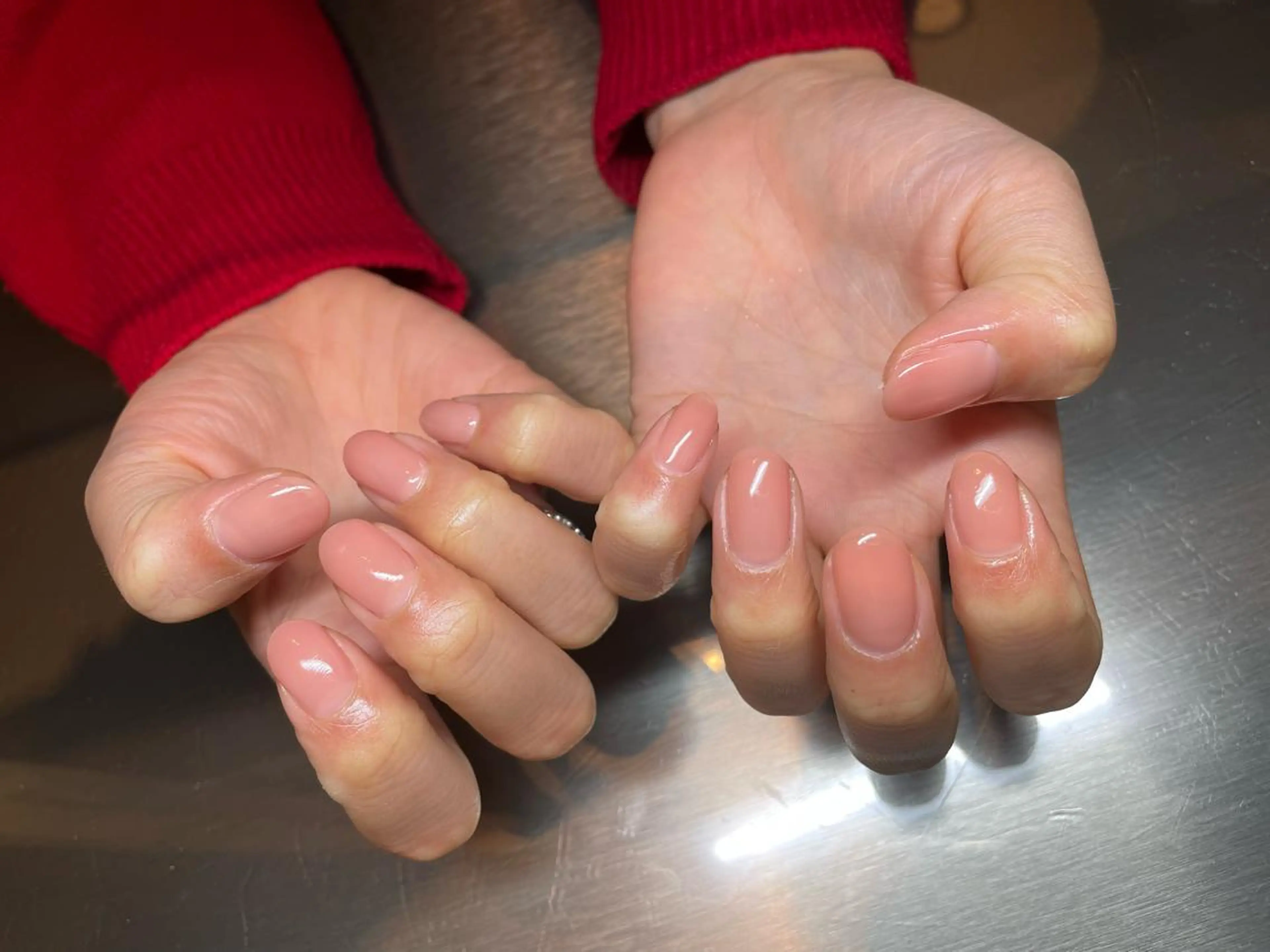 ネイル ワンカラーネイル シンプルネイル ARCHE 心斎橋 常塚のヘアスタイル