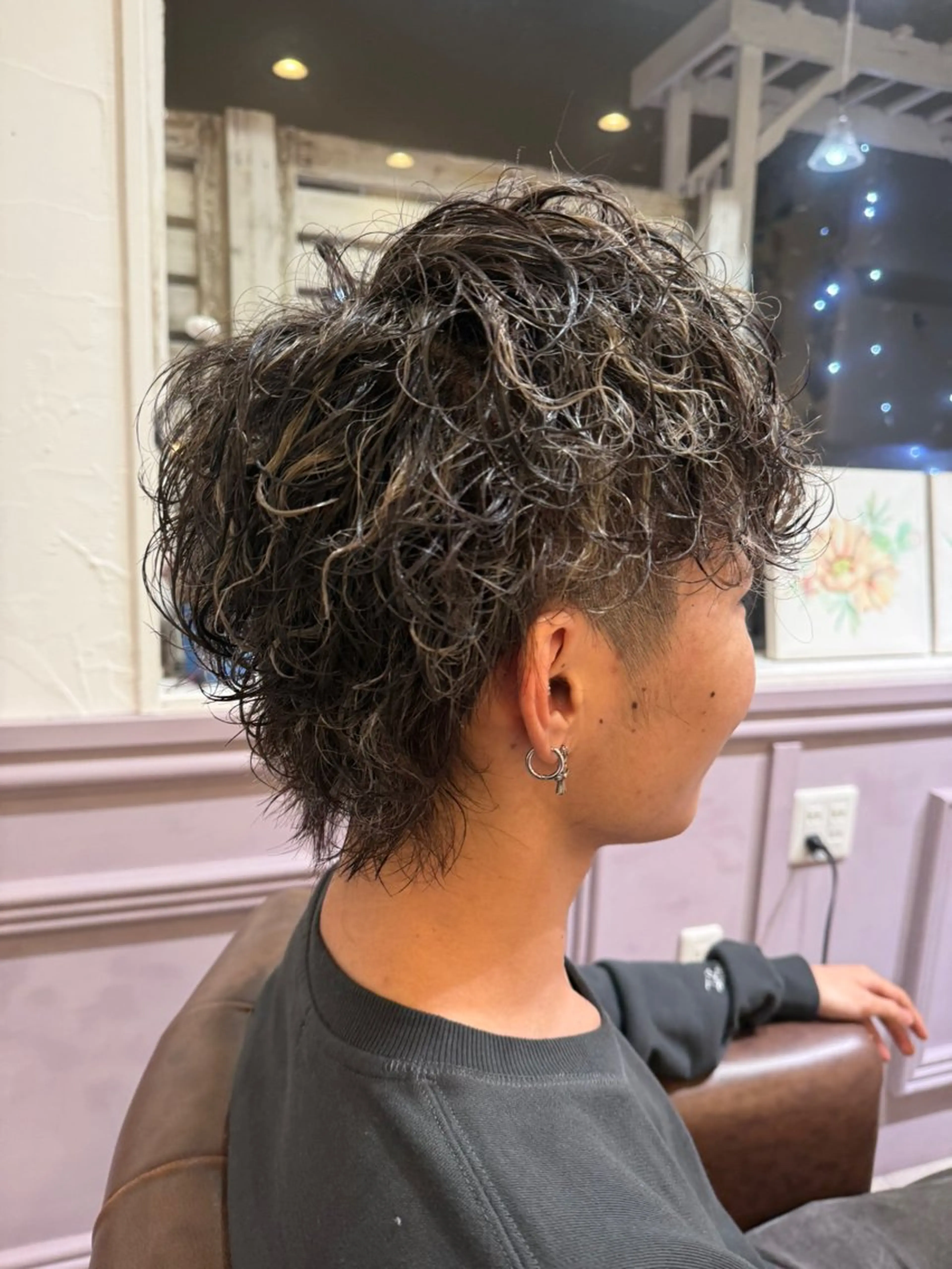 カラー パーマ メンズ メンズハイライト メンズパーマ ハイライトカラー カット ヘアカラー パーマ hair room Sherie所属・内田 隆也のヘアスタイル