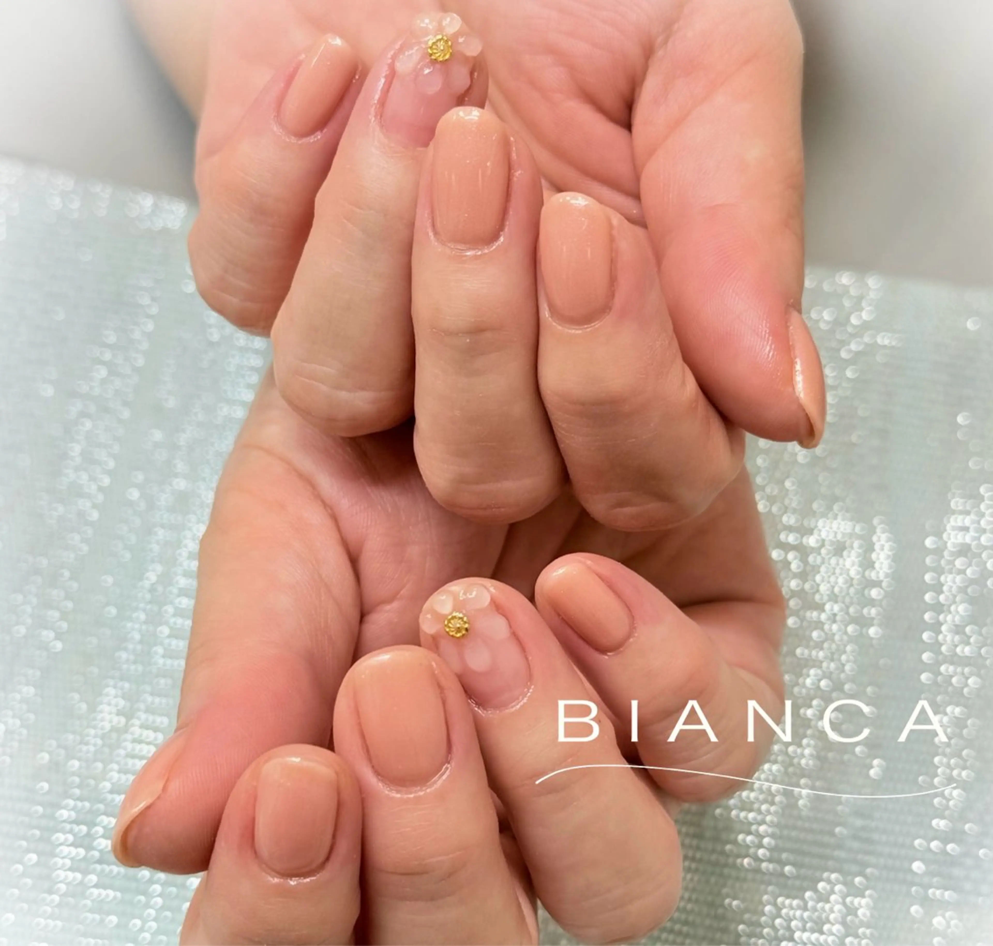 ネイル フラワーネイル ぷっくりネイル Bianca 渡邉侑奈のネイルデザイン