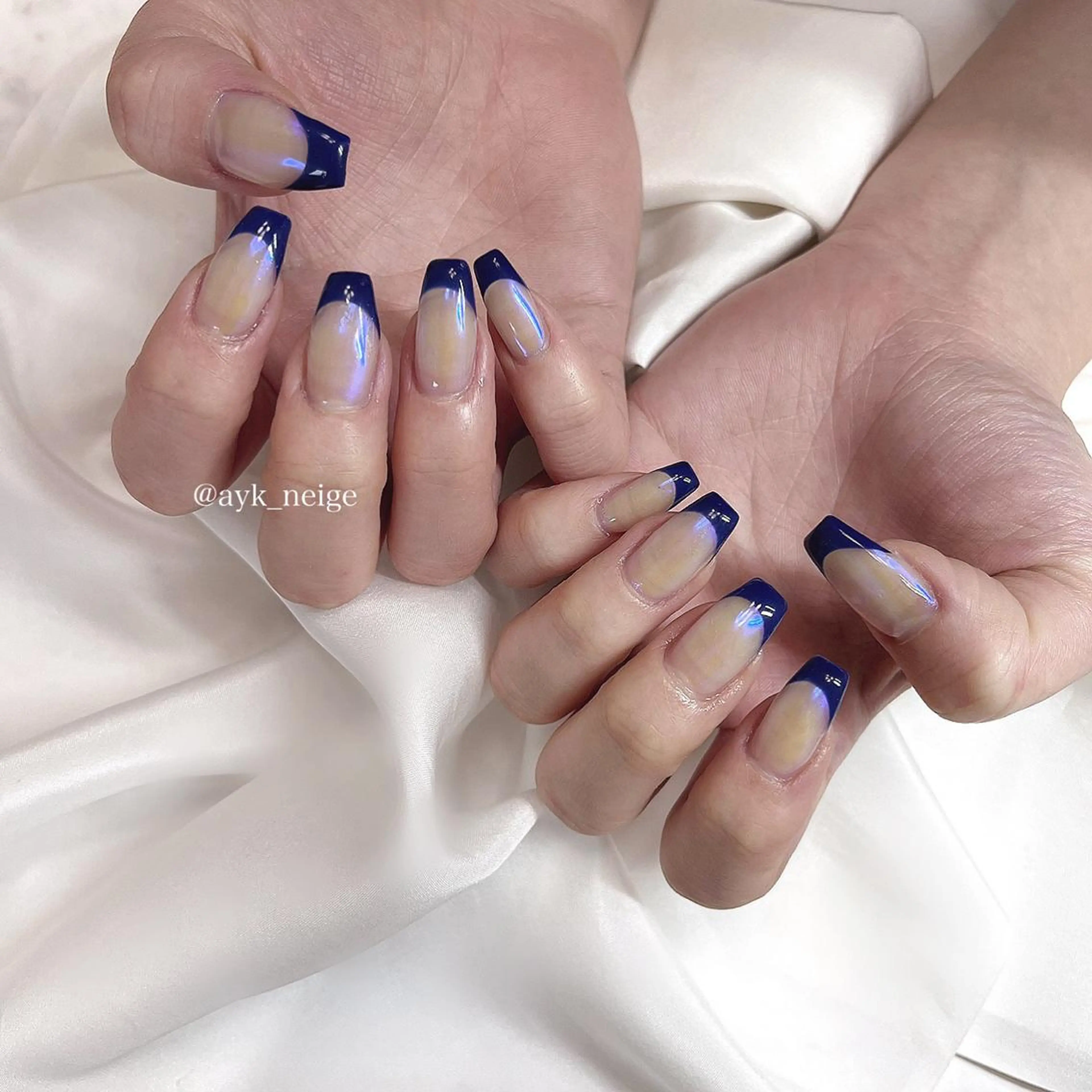 ネイル フットネイル グラデーション キラキラネイル 韓国ネイル マグネットネイル n'eige nail所属・大谷 綾香のネイルデザイン