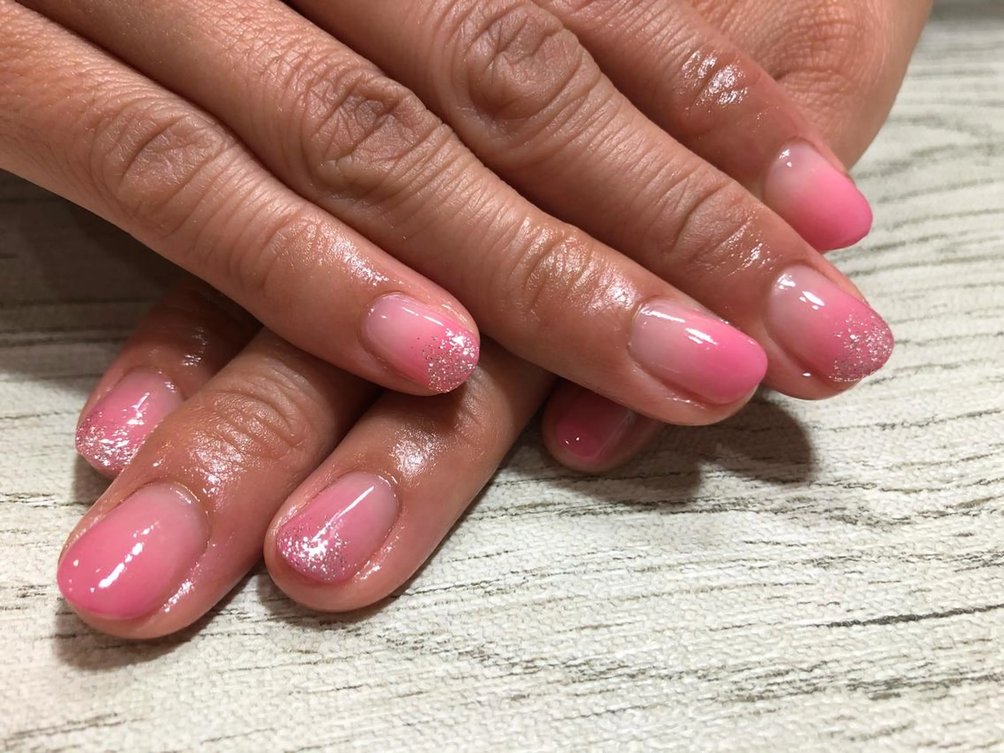 ネイル nail saron Aphrisのネイルデザイン