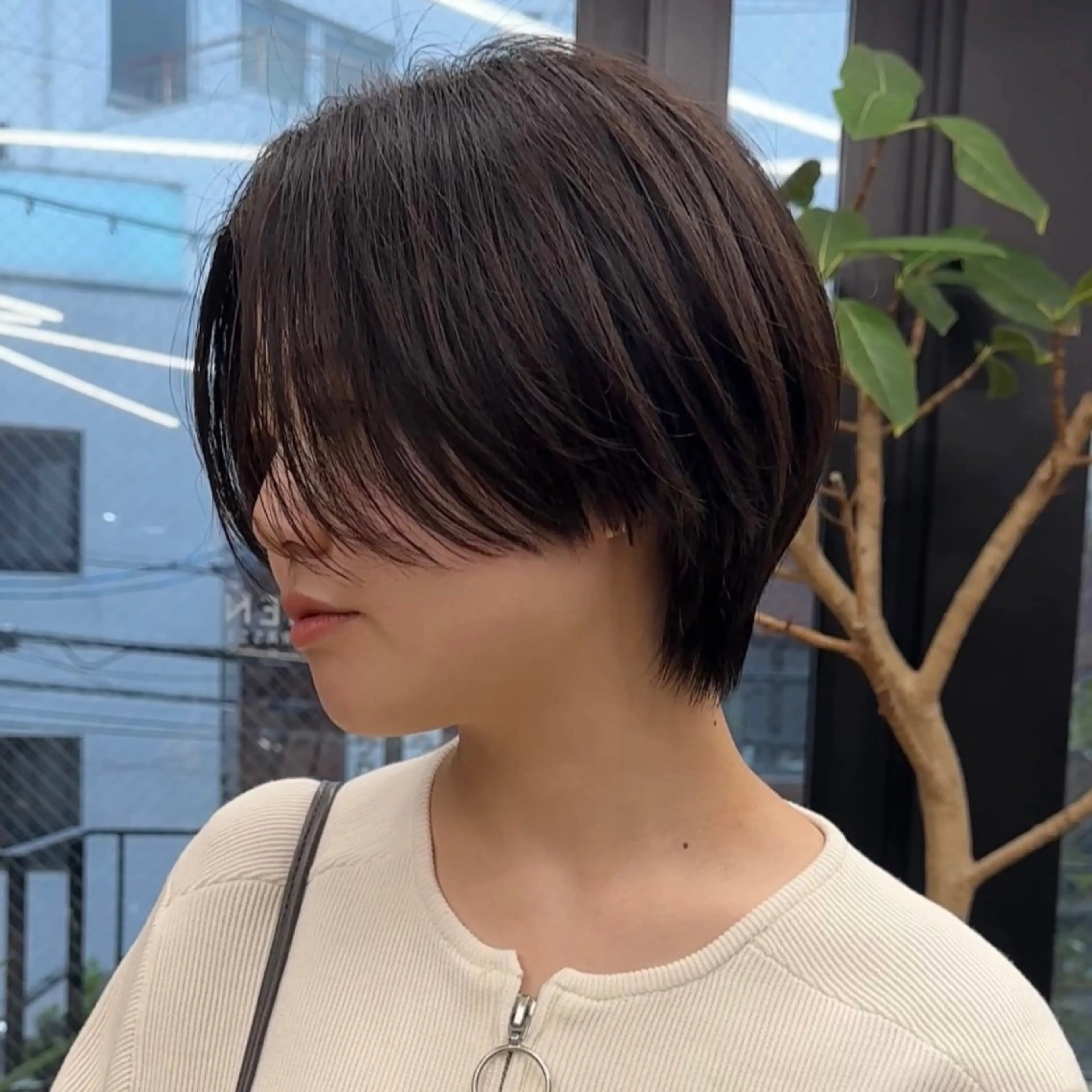 ショート 岸本 理希のヘアスタイル