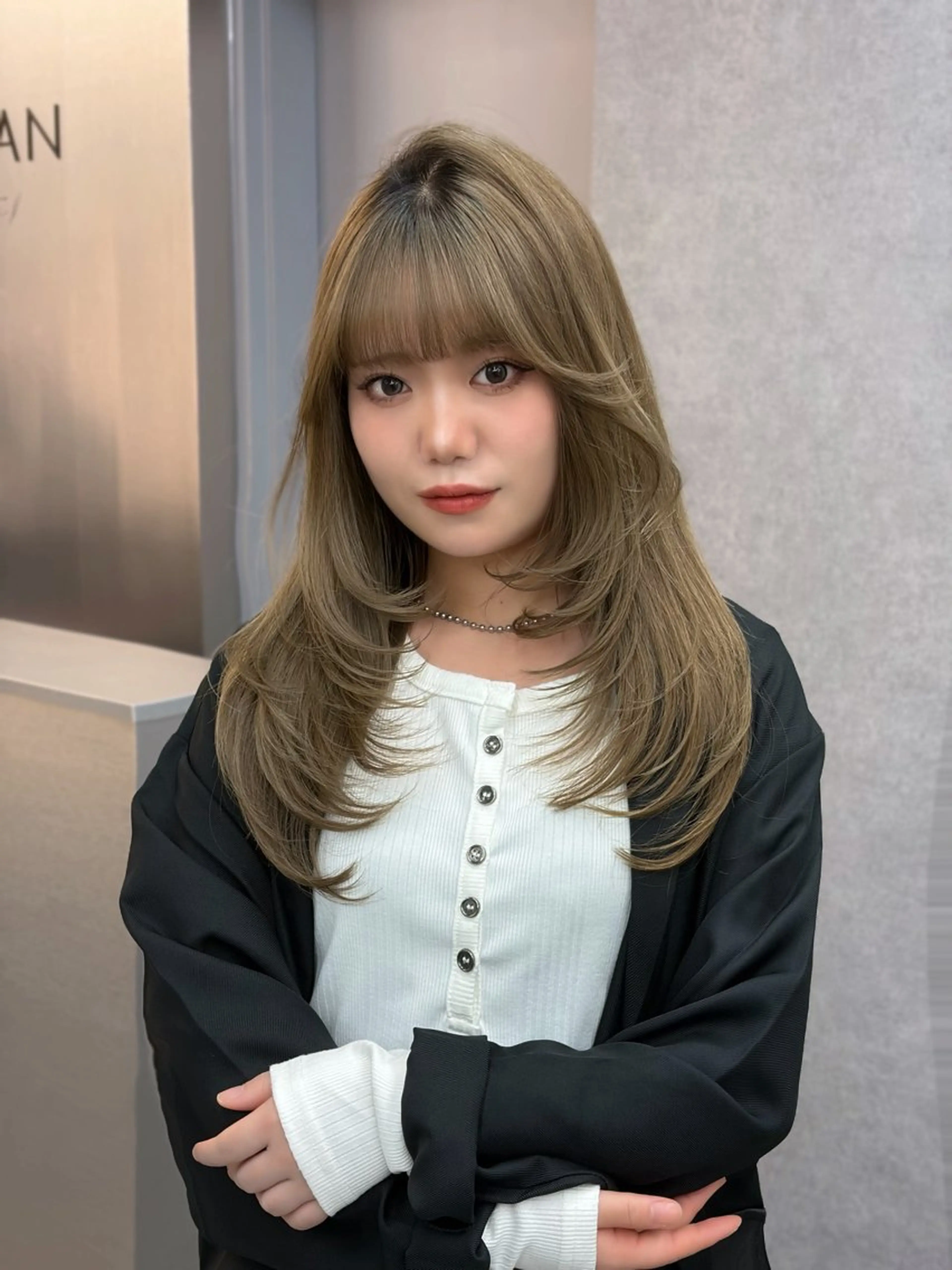 セミロング カラー ベージュカラー ブリーチ ケアブリーチ 透明感カラー ダブルカラー ヘアカラー トリートメント saya🍀/透明感 カラー/ヘアセットのヘアスタイル
