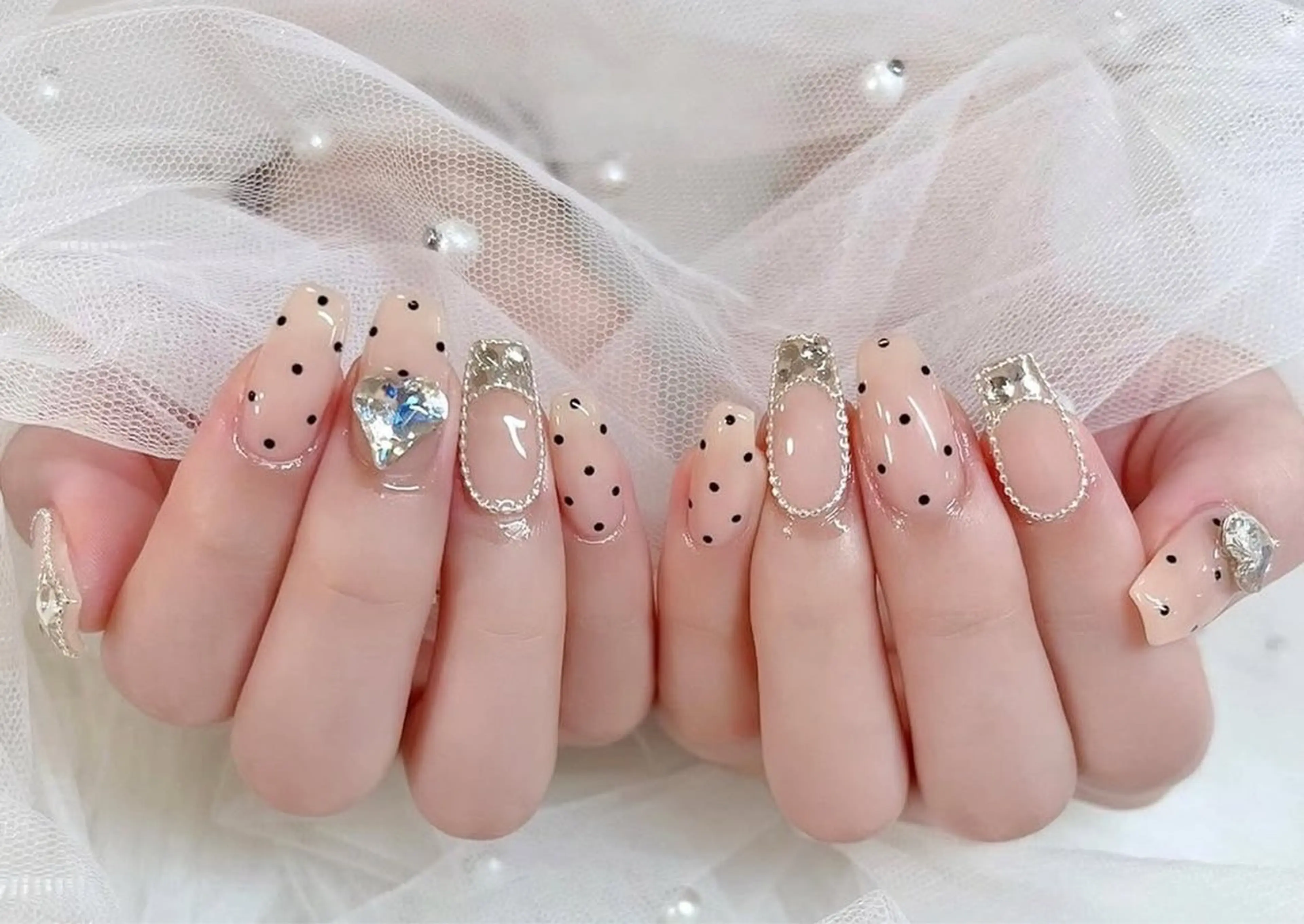 ネイル ハンドネイル 🎀PG🩵 ネイルサロンのネイルデザイン