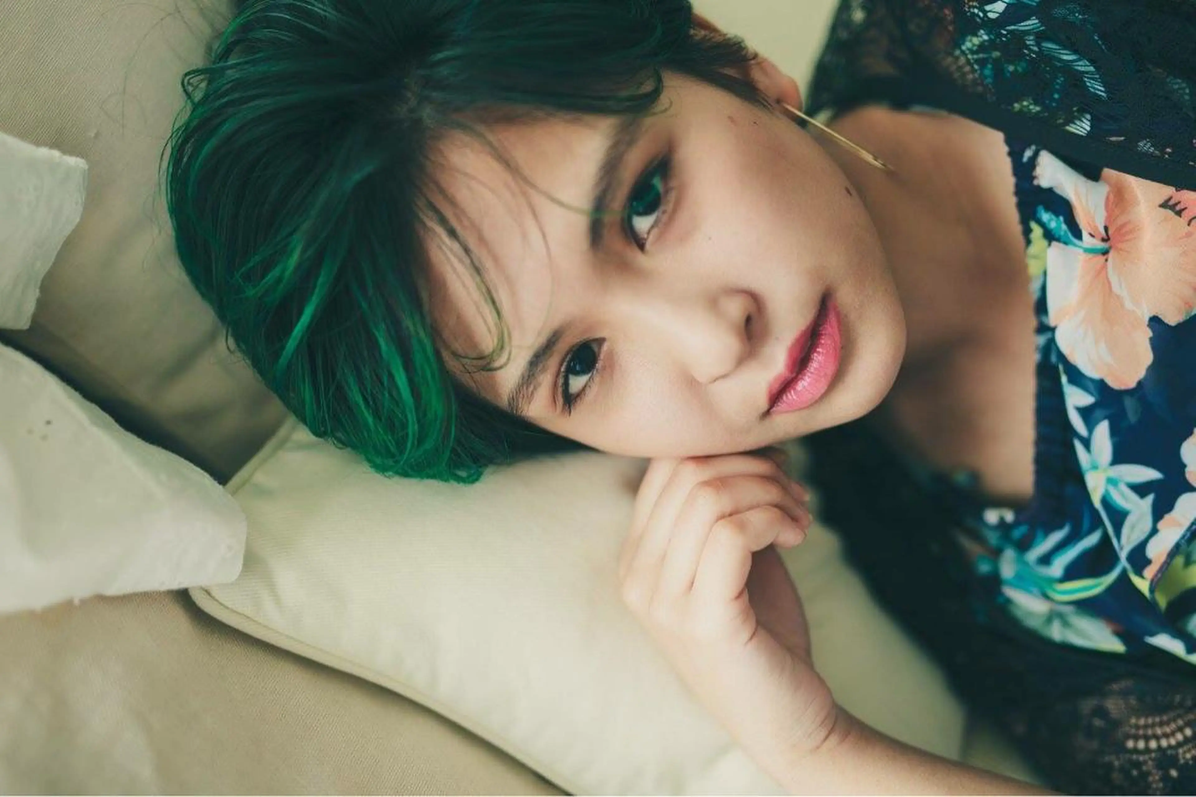 ショート カラー 林 里美のヘアスタイル