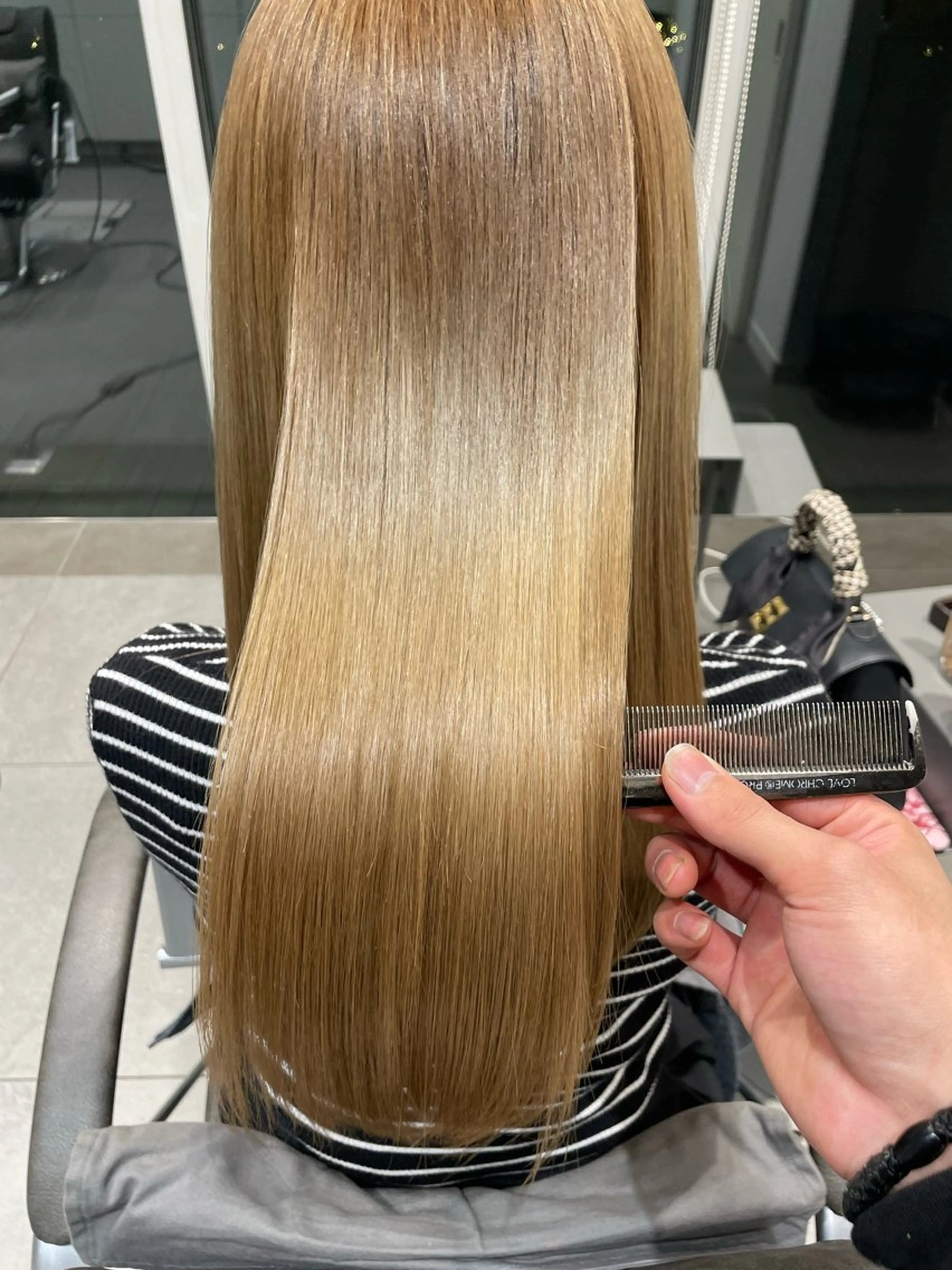 セミロング 🥀似合わせ🥀 柔らかカラー・タイトのヘアスタイル